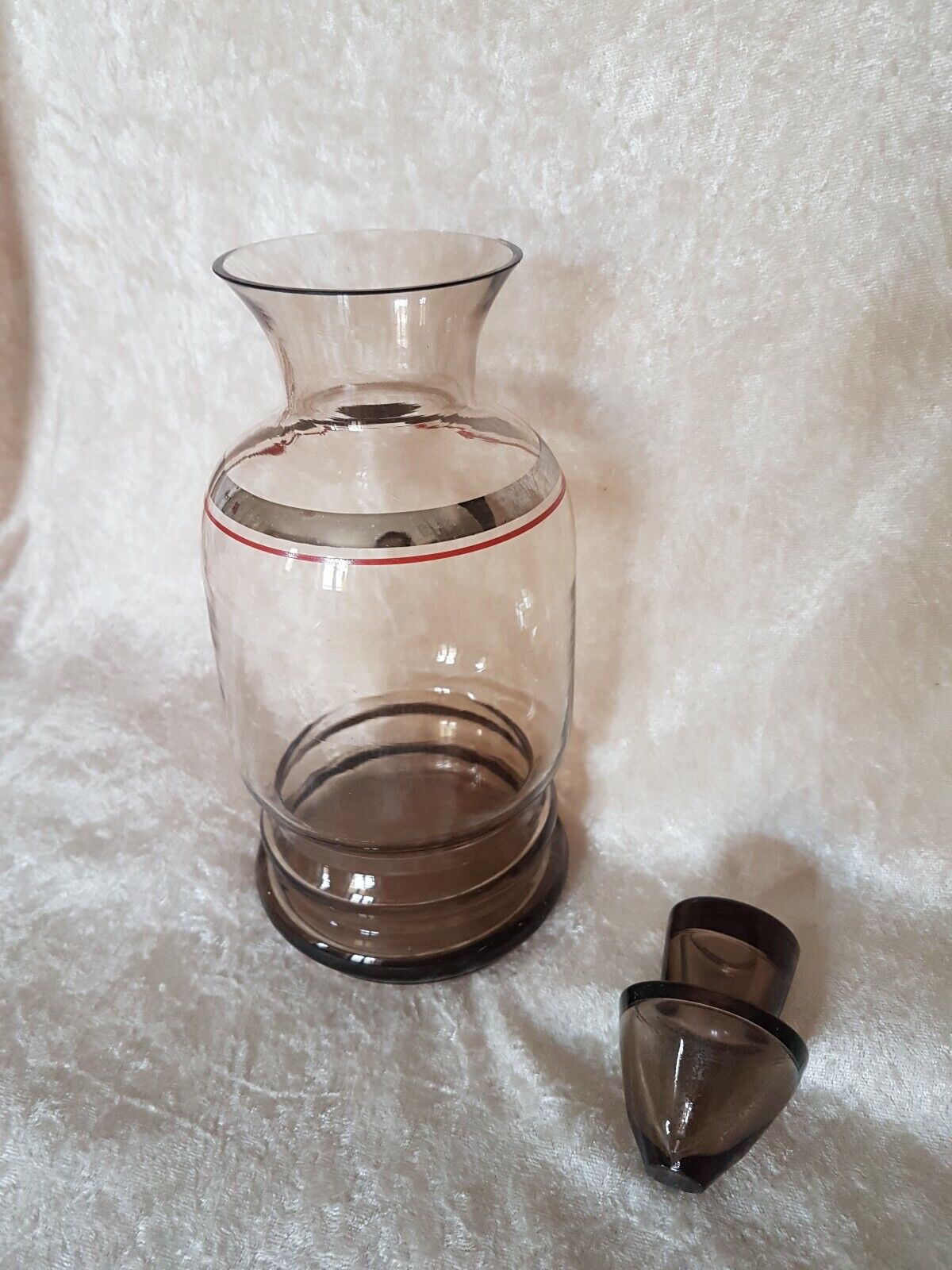 Vintage port service in smoked glass, silver décor with orange fillet