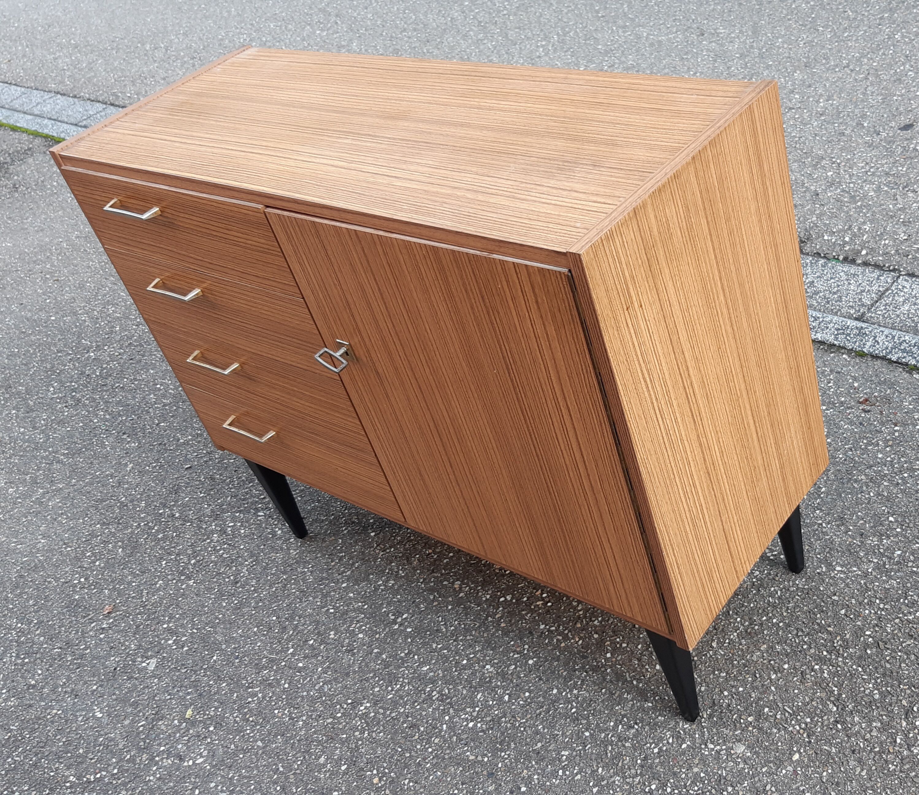 Buffet vintage