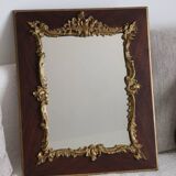 Miroir doré en bois et stuc ancien
