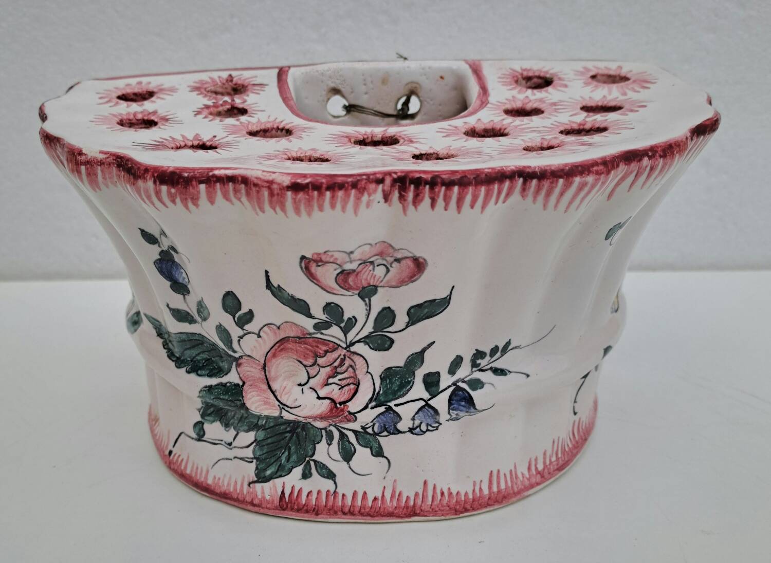 Saint Clément flower vase