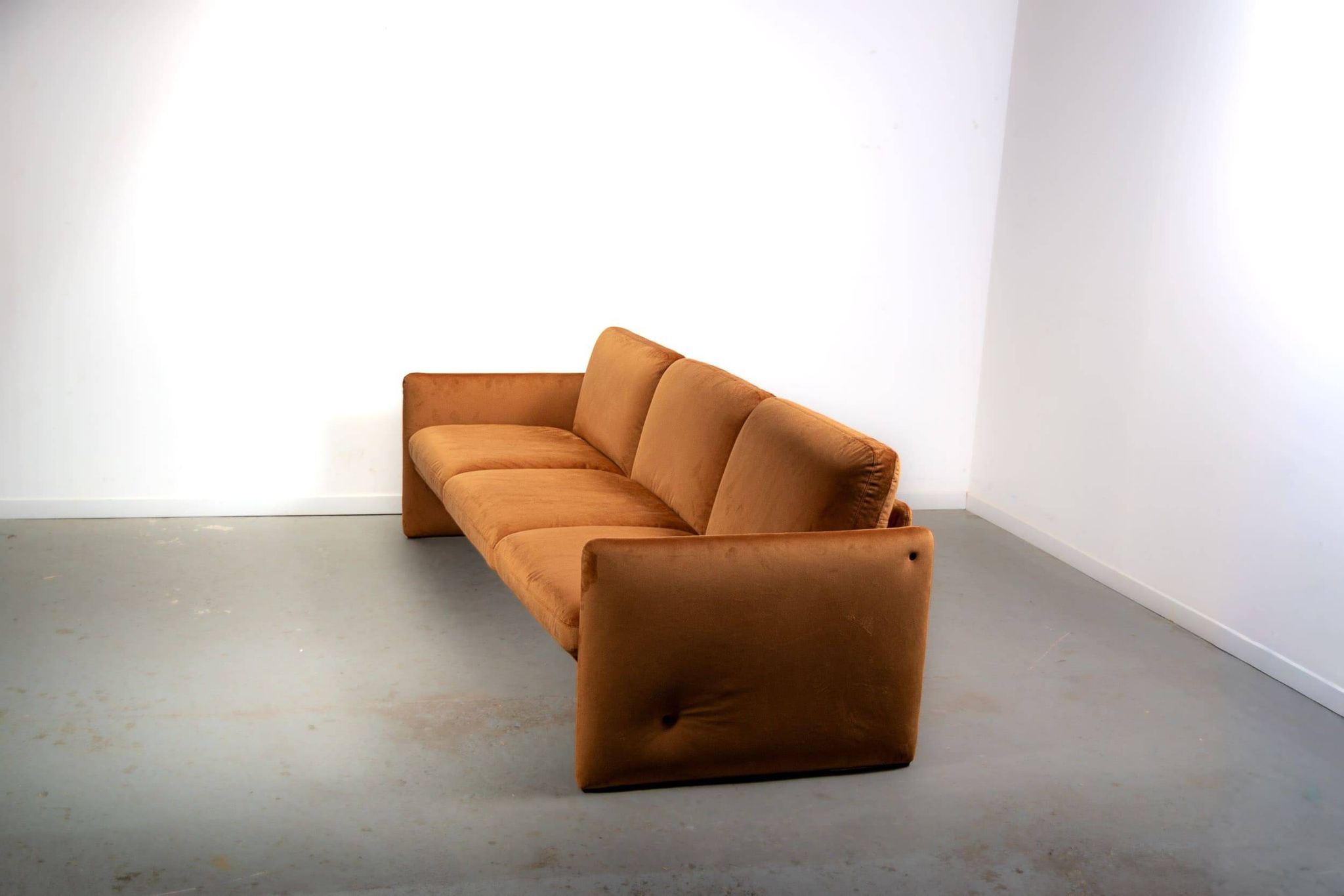 Canapé 3 places Simone par Kazuhide Takahama pour Simon International