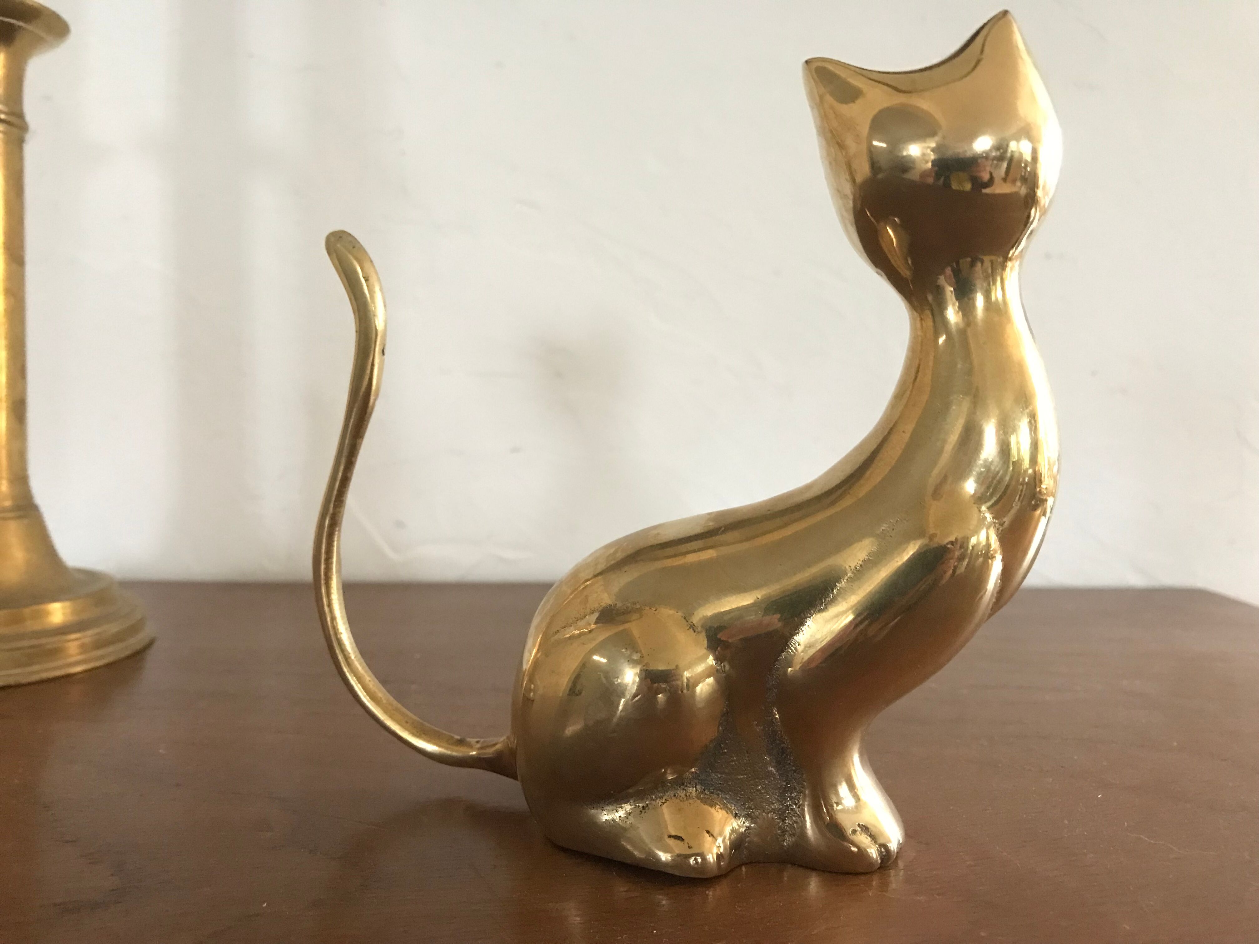 Figurine in