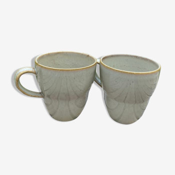 2 sandstone mugs