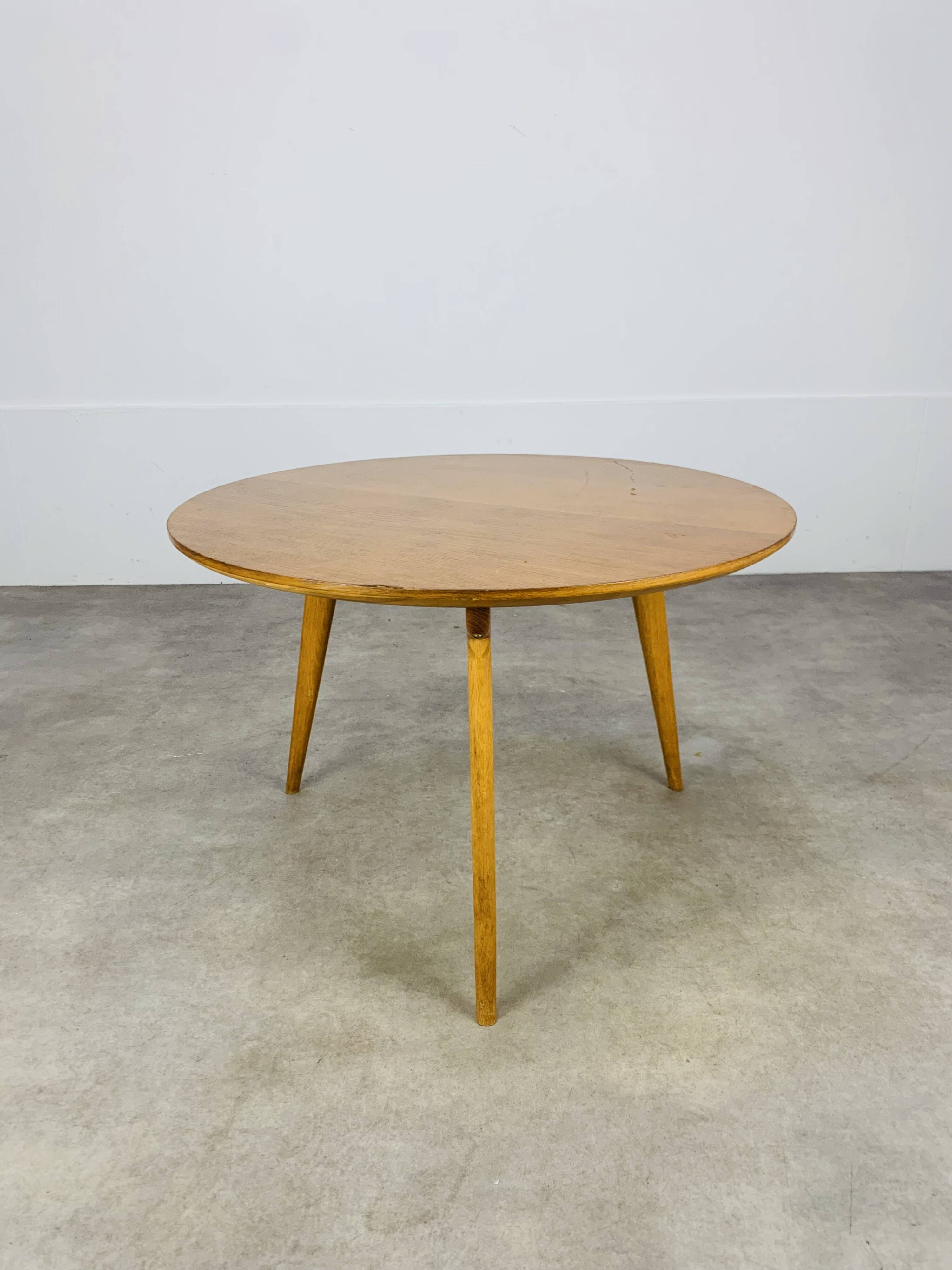 Vintage 50s tripod coffee table with compass base, Italian design