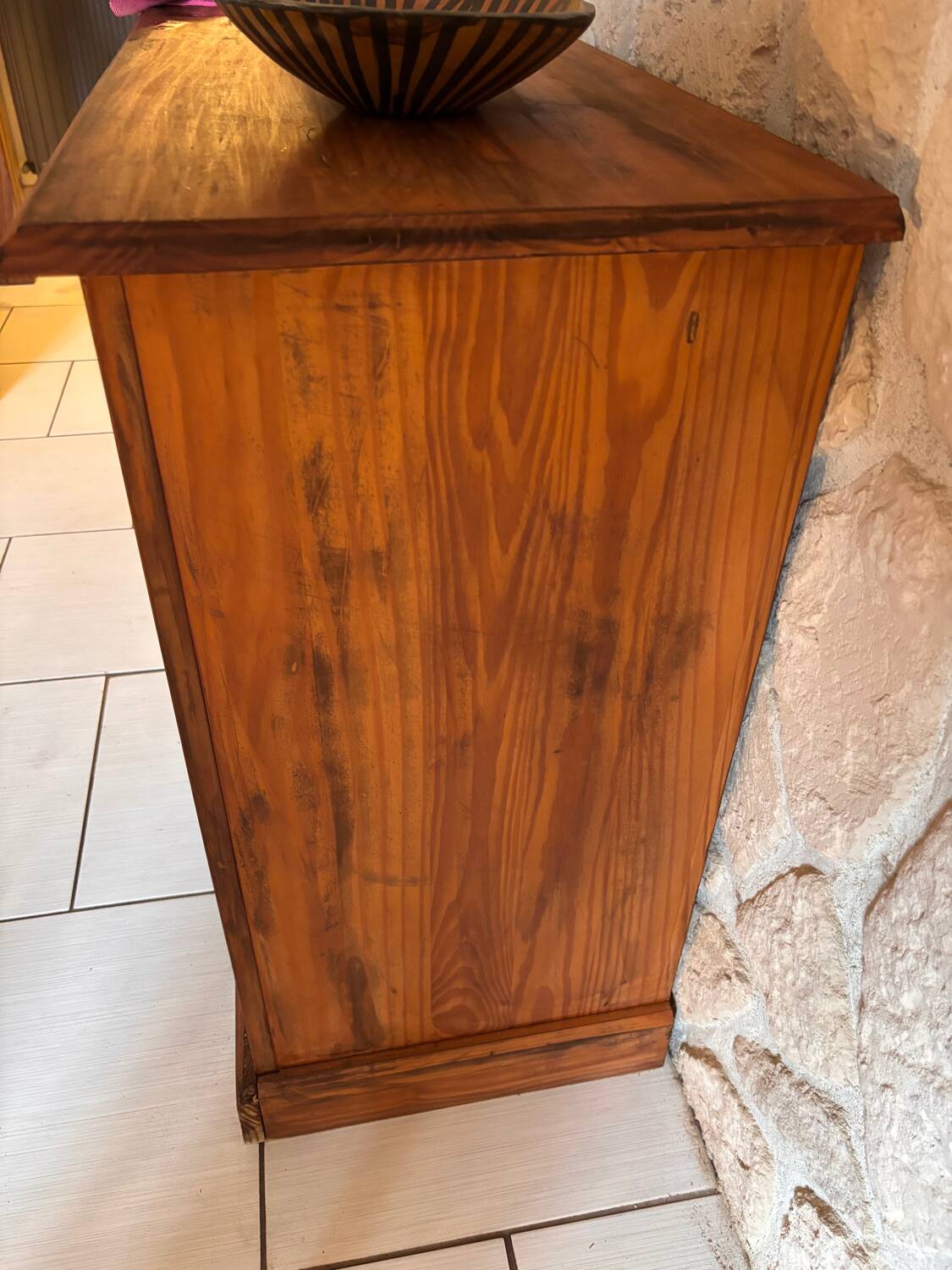 Solid wood sideboard - authentic style