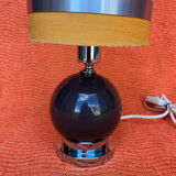VINTAGE 1970 TABLE LAMP CHROME BASE & BROWN RESIN BALL SHADE