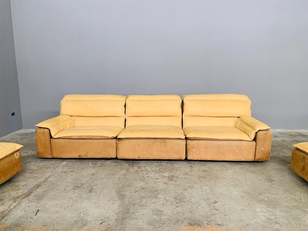 Bogo sofa in leather and suede, by Carlo Bartoli for Rossi di Albizzate