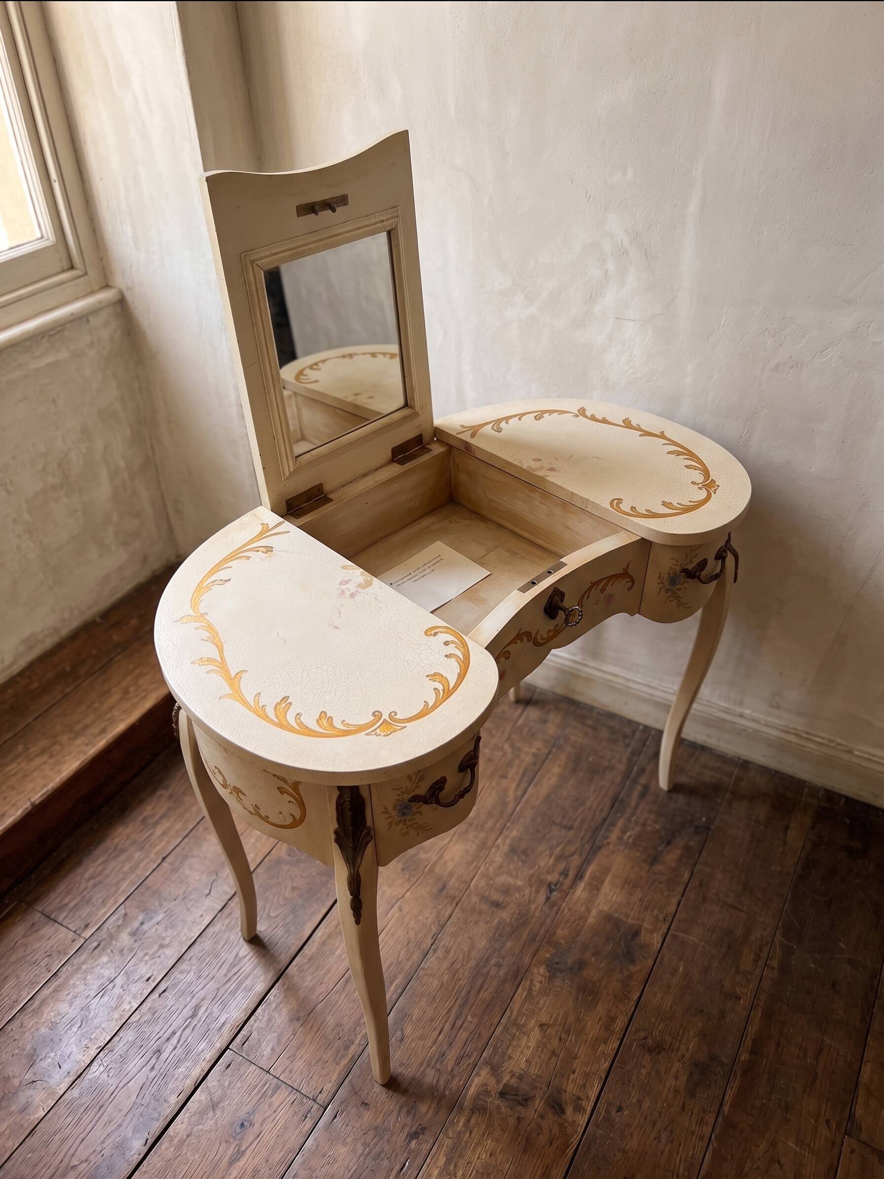 Antique Louis XV style dressing table