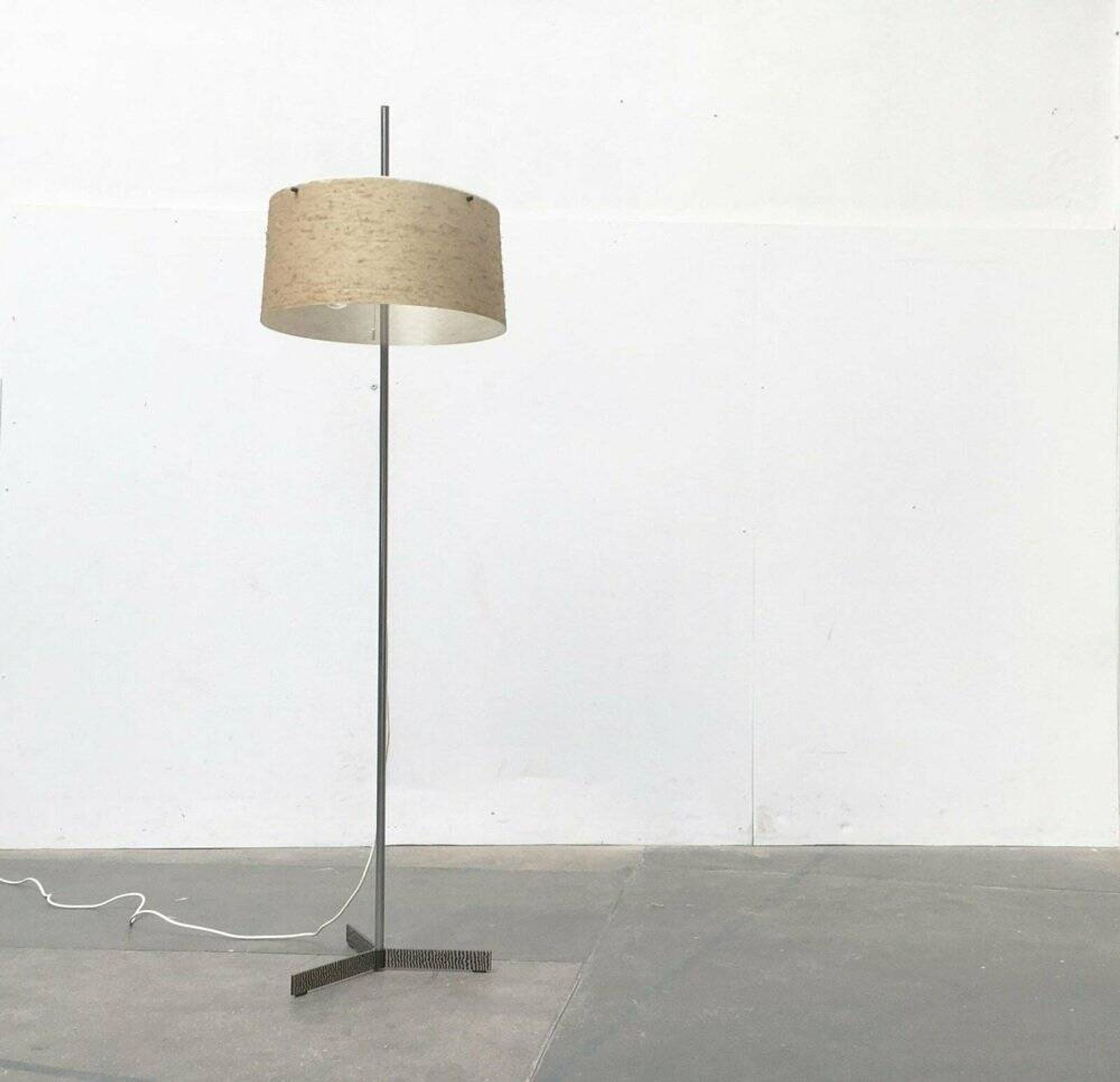 Lampadaire tripode mi-siècle de Kaiser Leuchten, années 1960