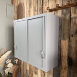 Ancien meuble haut de cuisine