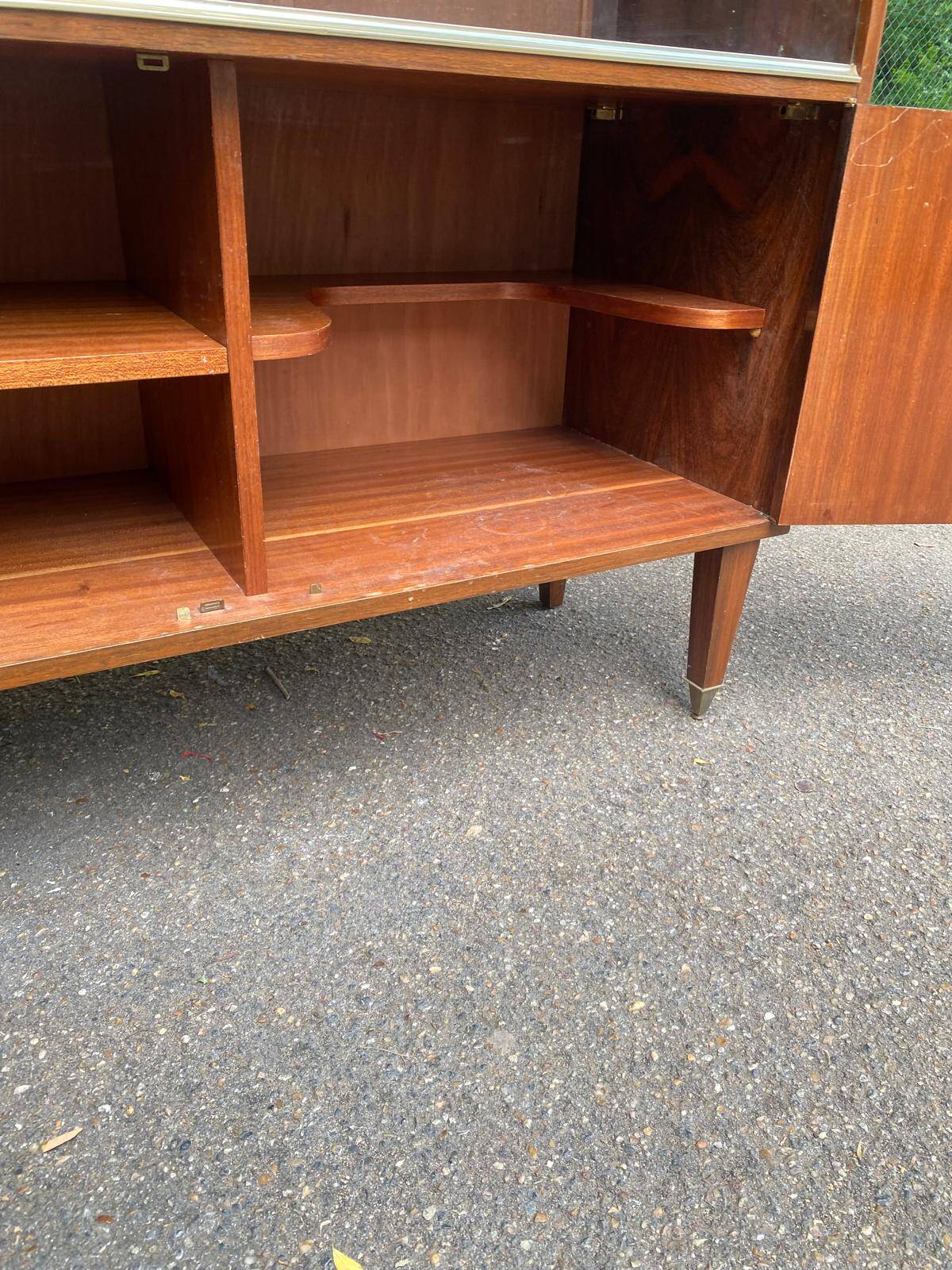 Scandinavian high buffet display cabinet in rosewood from the 1950s.
