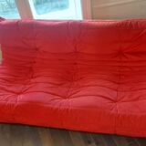 100% original - Ligne Roset Togo 3-seater bench – Red Alcantara (Goya