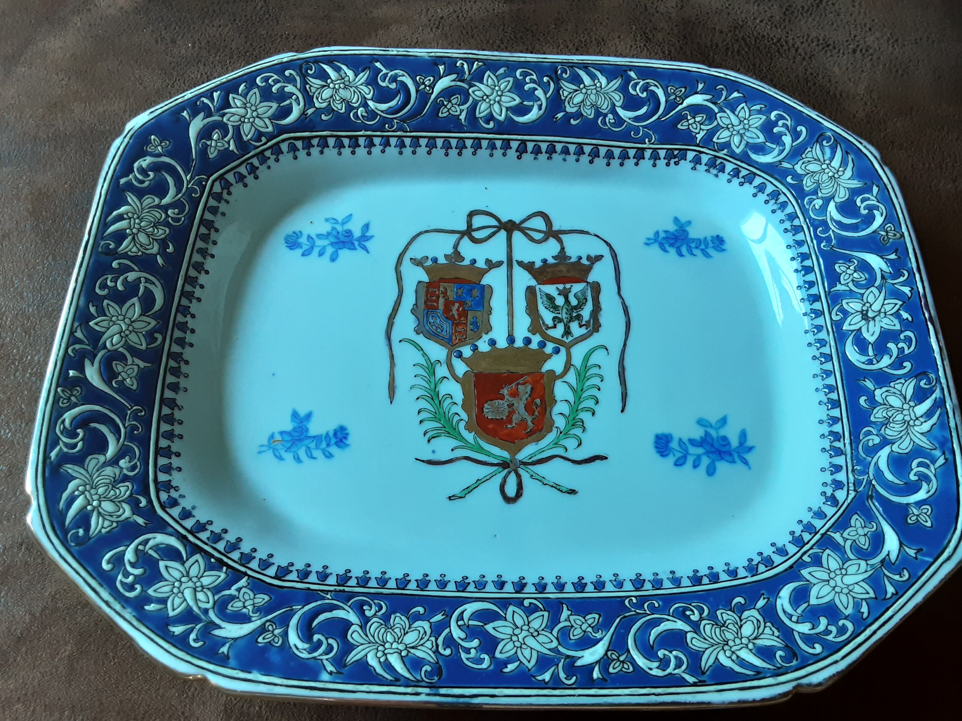 Old dish Château de Toussicourt