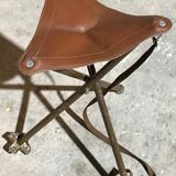 Tabouret tripode pliable