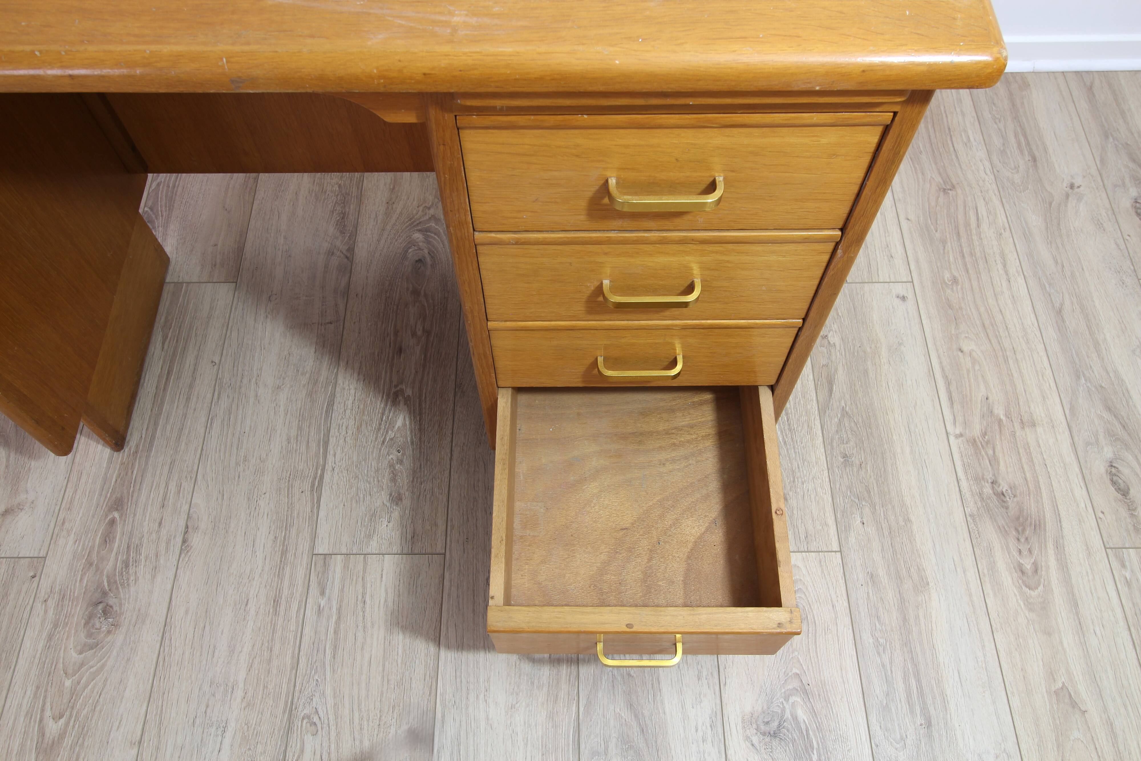 Vintage light wood desk – 1960s/70s – mid-century modern style