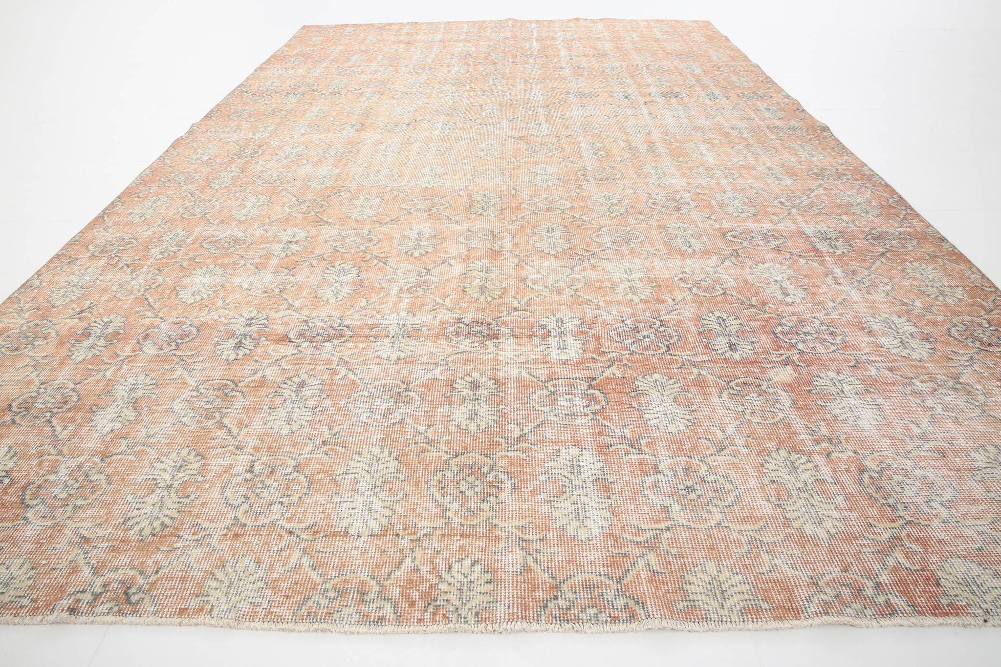 7x11 Muted Orange Classic Vintage Rug, 217x336Cm