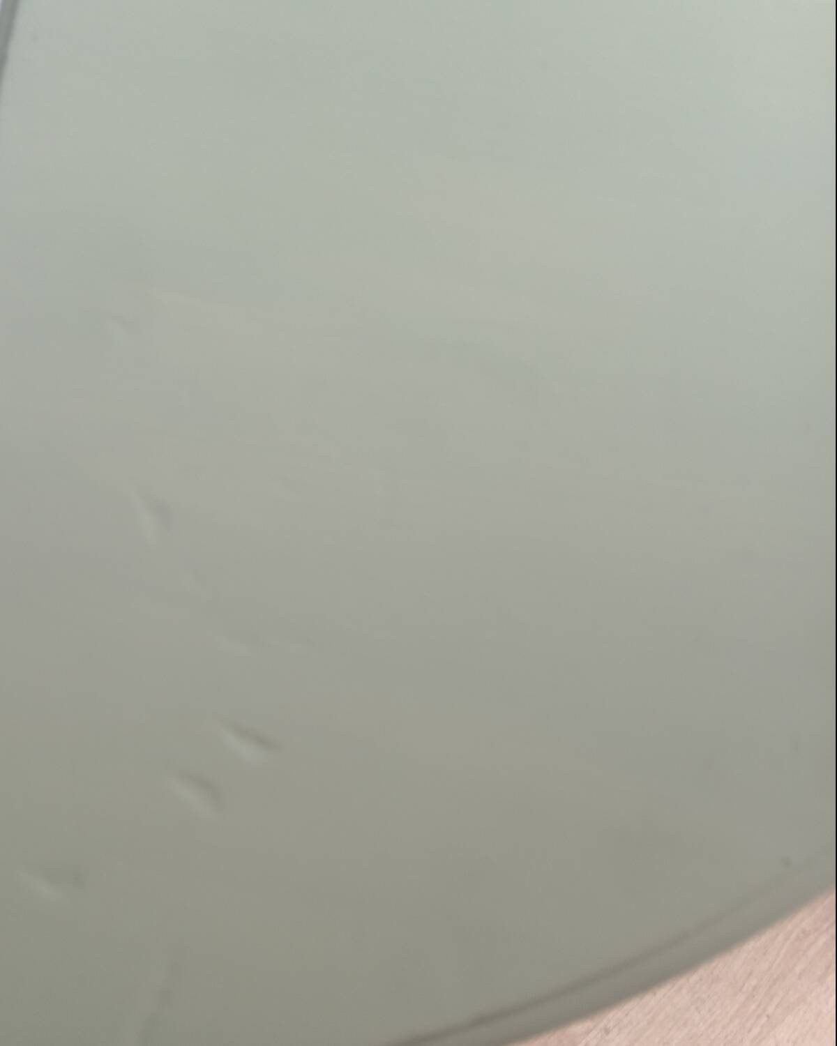 Corner pedestal table