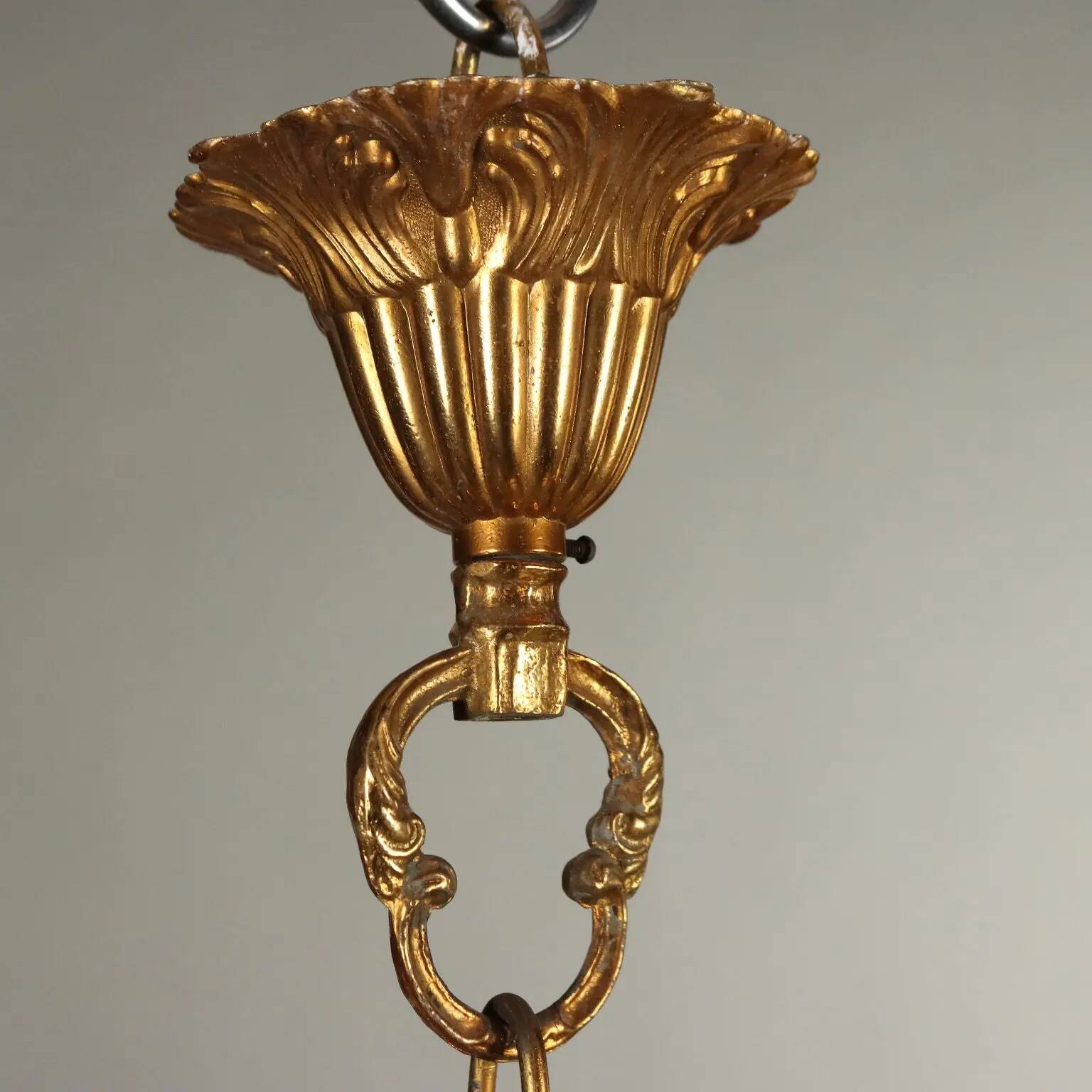Antique Rococo-style chandelier in gilded bronze, 20th century.