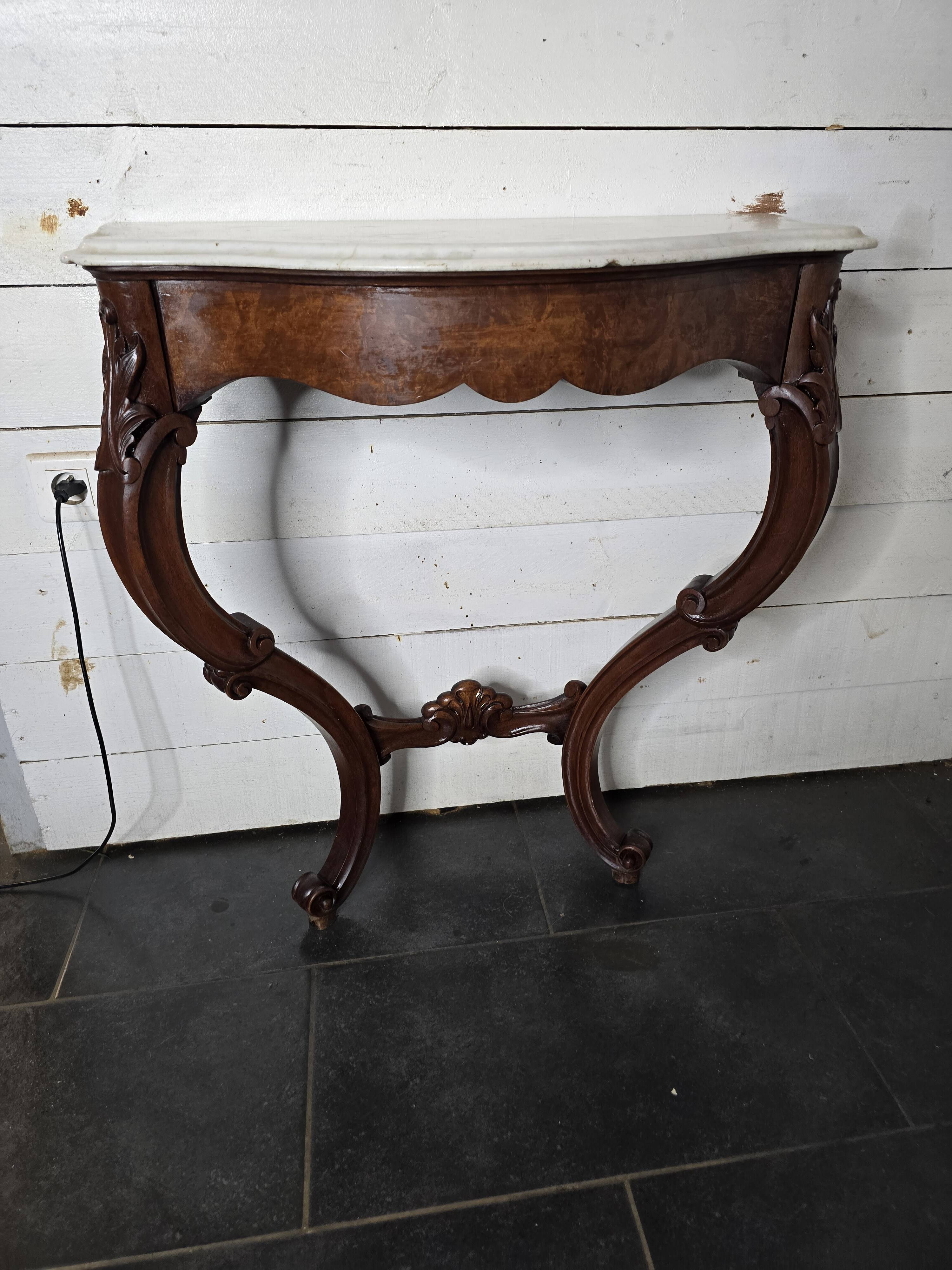 Antique Louis XV style curved console in walnut