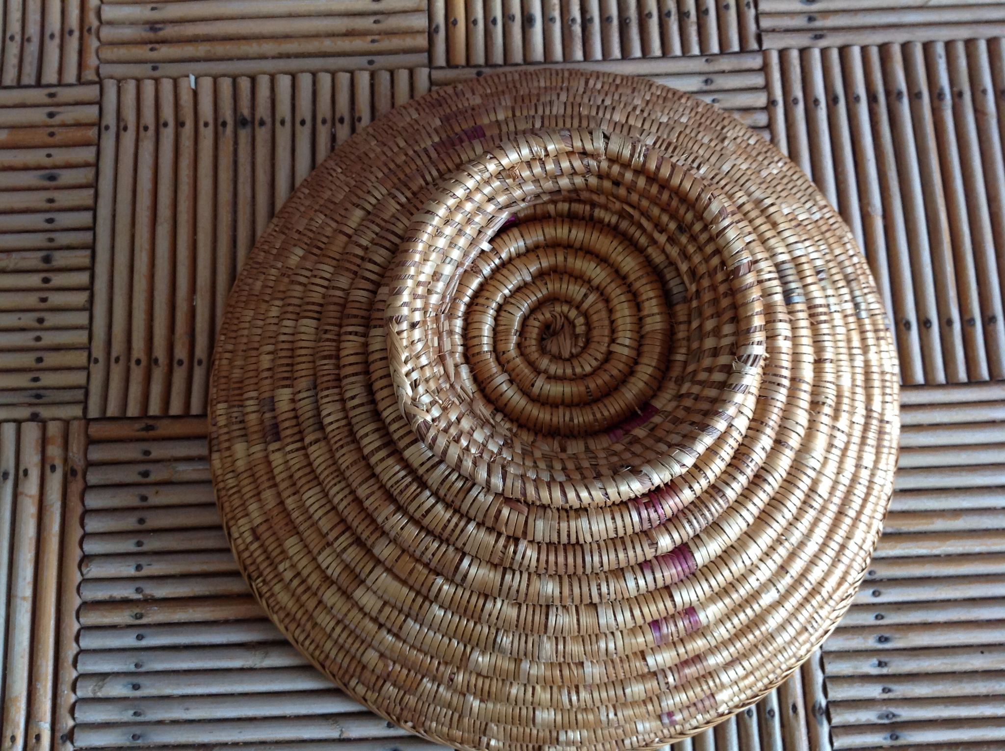 Corbeille en paille