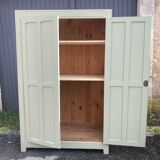 Armoire parisienne