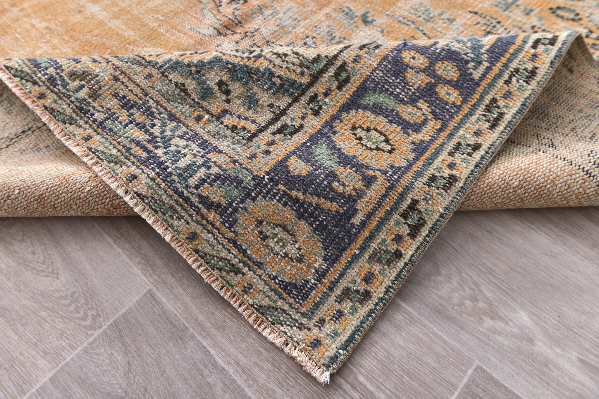 Tapis vintage classique orange 57s 158x260 cm