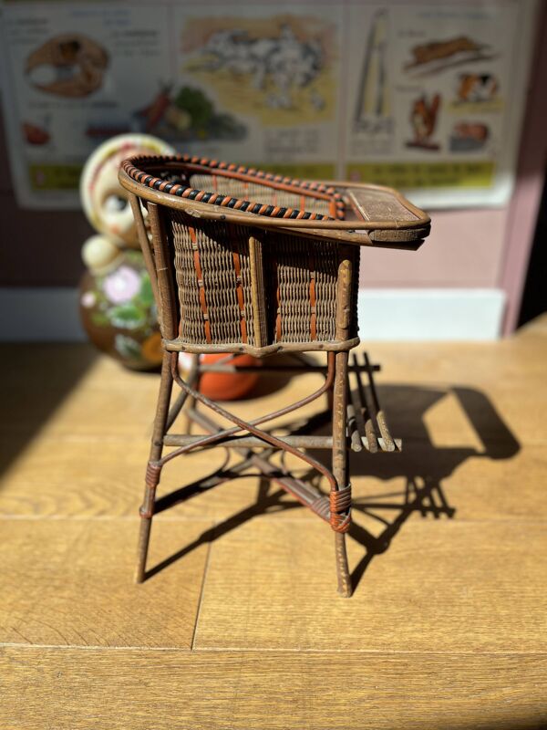 Chaise haute de poupée ''Belle époque