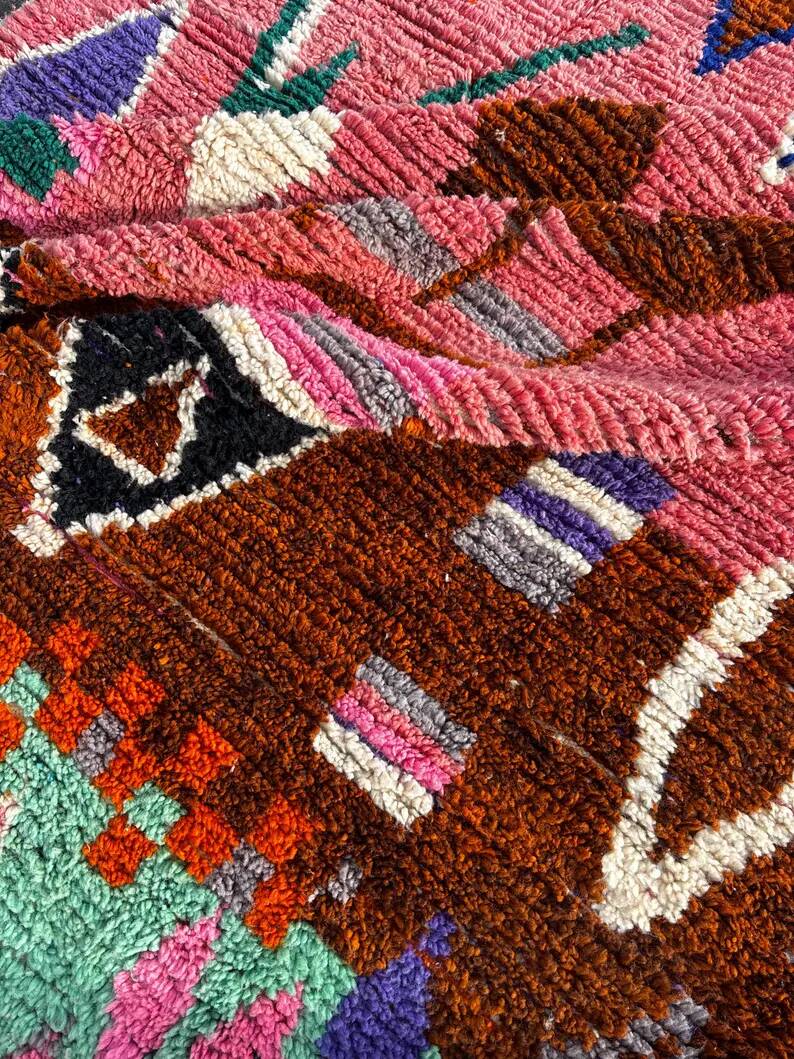 Modern Moroccan Berber Rug 200x300 cm – Geometric wool area rug, pink Boujad style