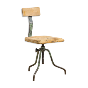 Chaise industrielle fabriquée