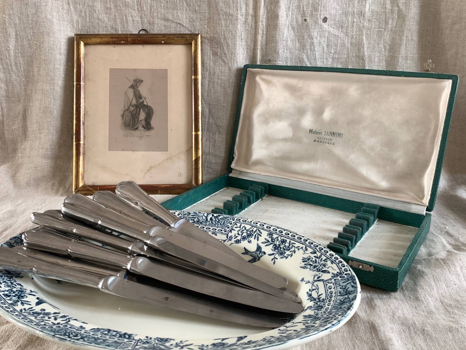 12 antique knives in their box