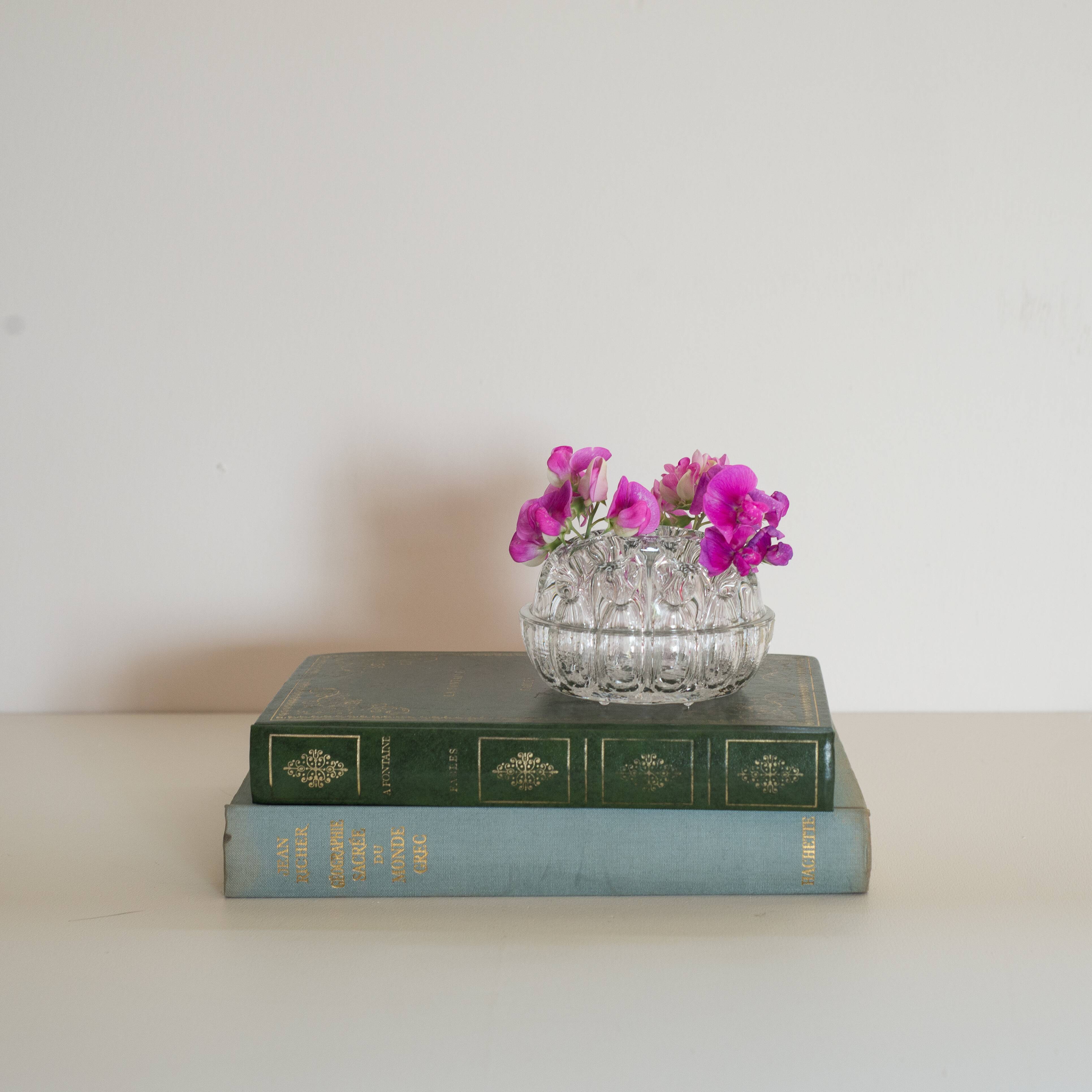 Pique flowers 19 holes Made in France in excellent condition