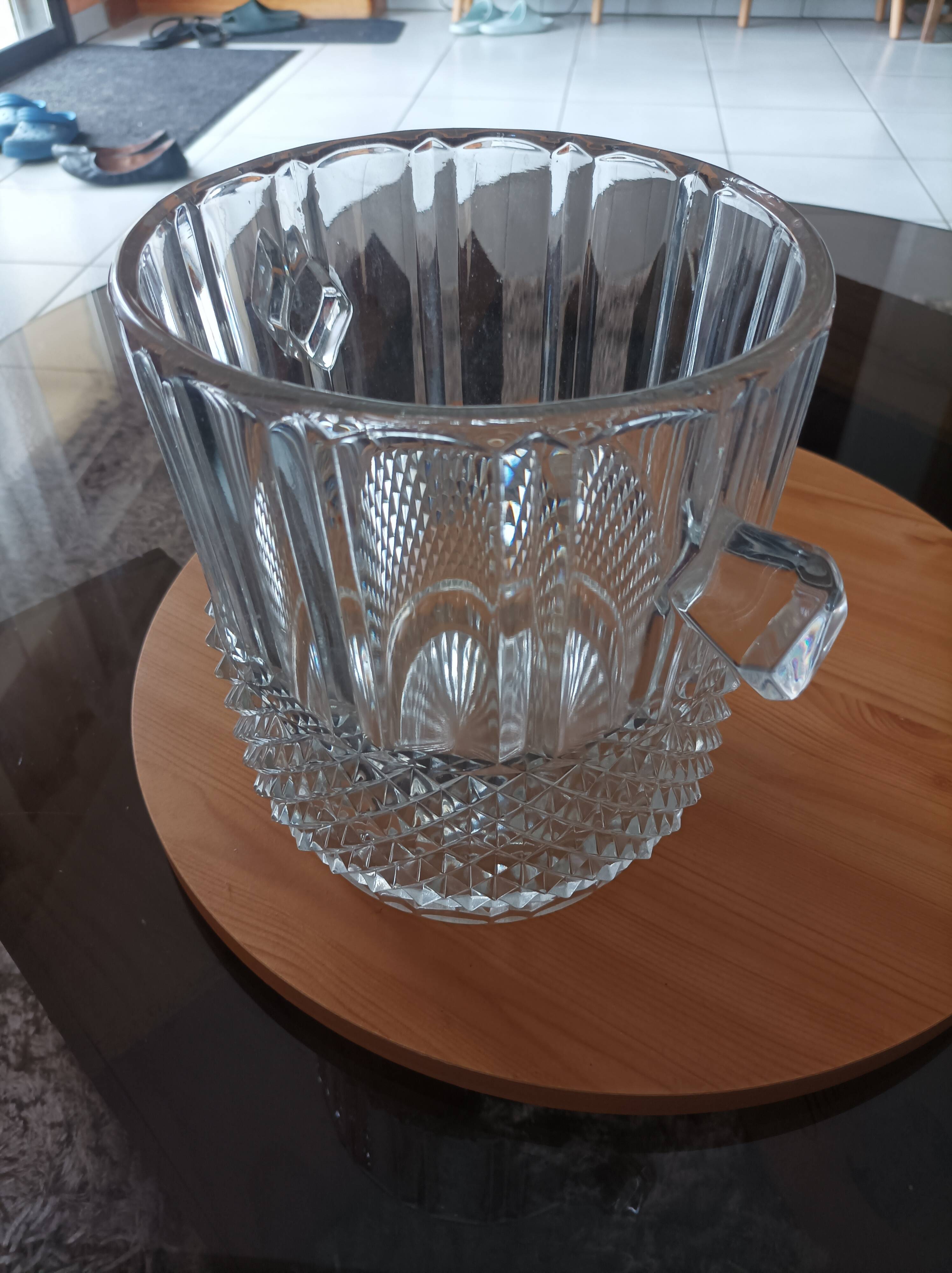Crystal champagne bucket