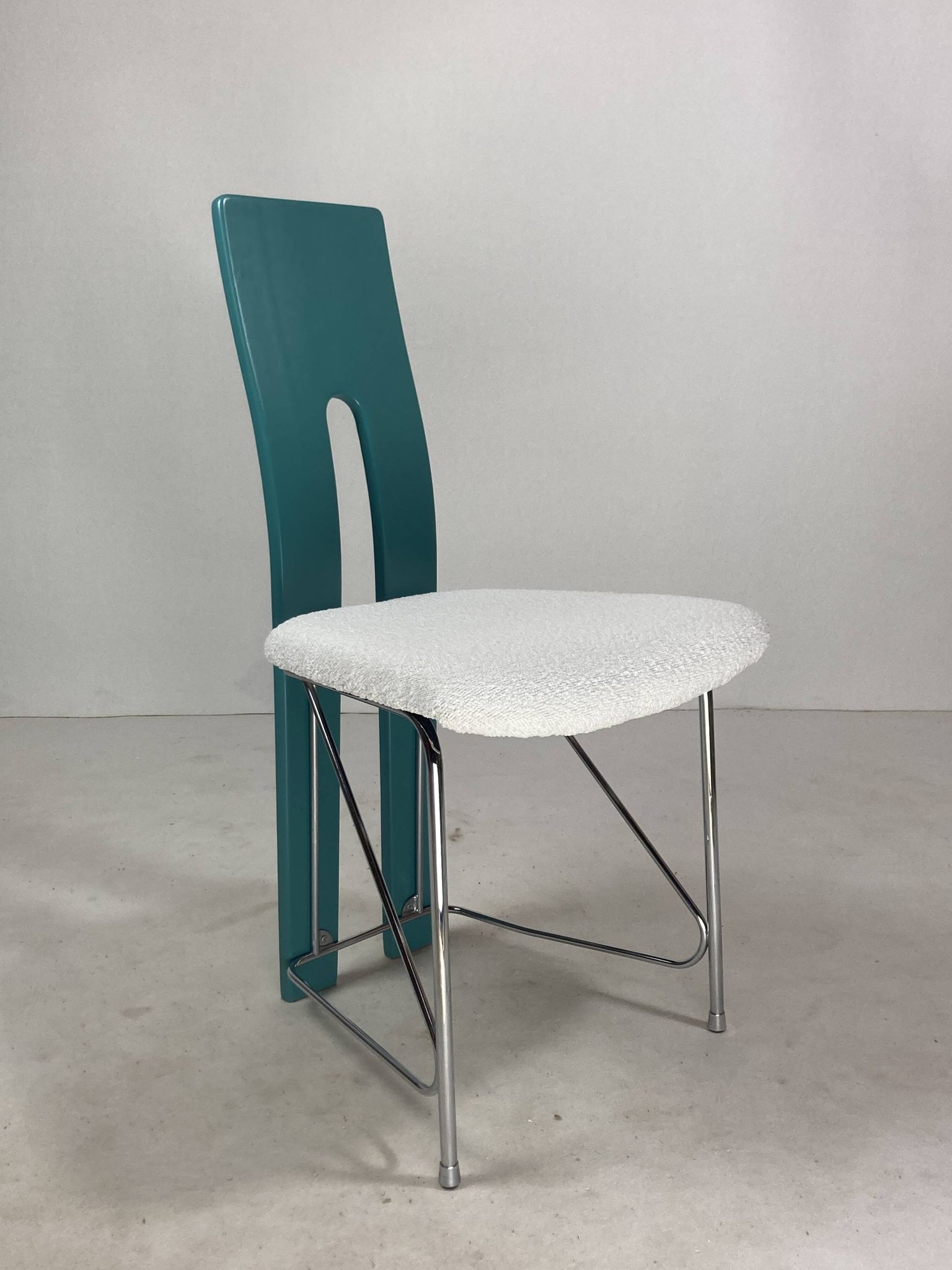 Set of 6 Memphis dining chairs in bouclé, 1980s