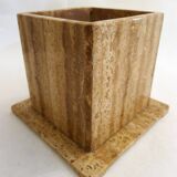 Cache-pot carré en travertin