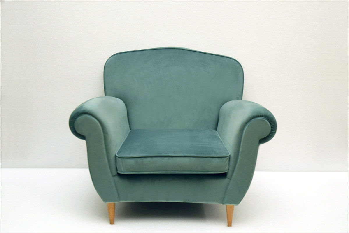 Armchair in velvet 1950s