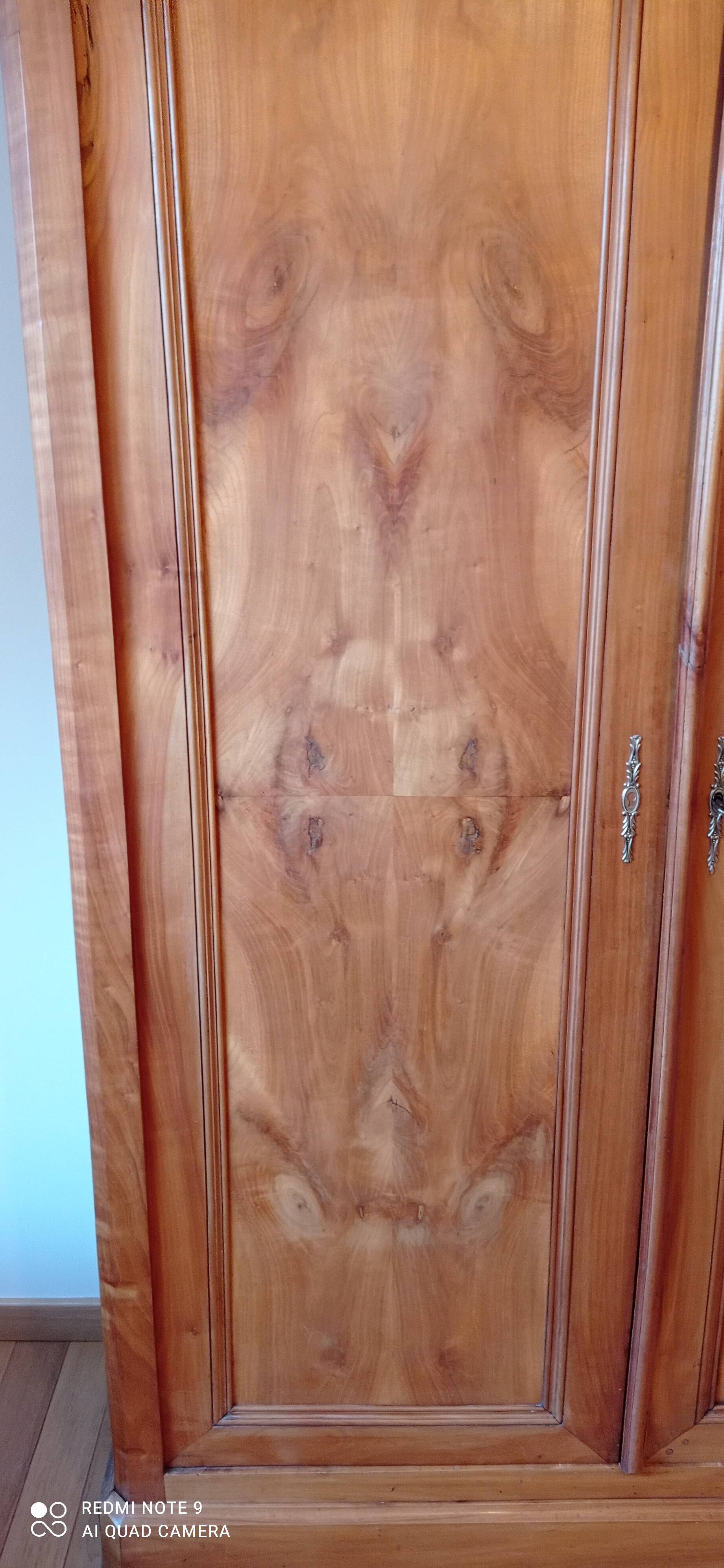 Louis Philippe cherrywood wardrobe