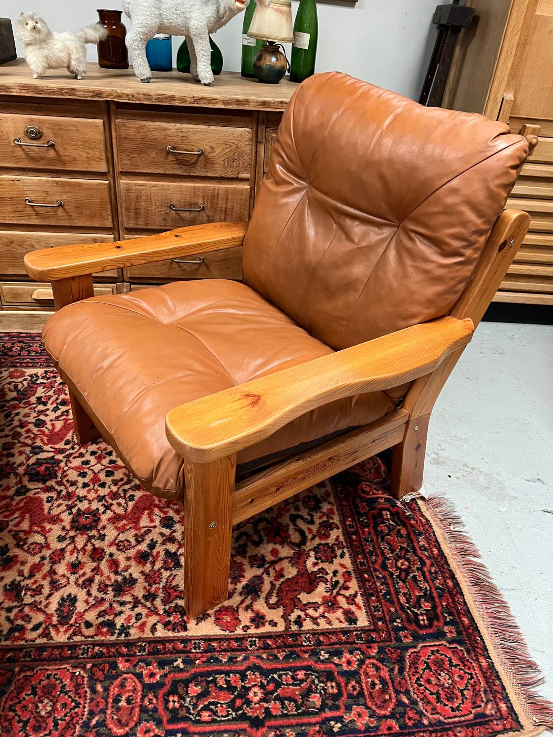 Pine armchair from the 1970s chalet