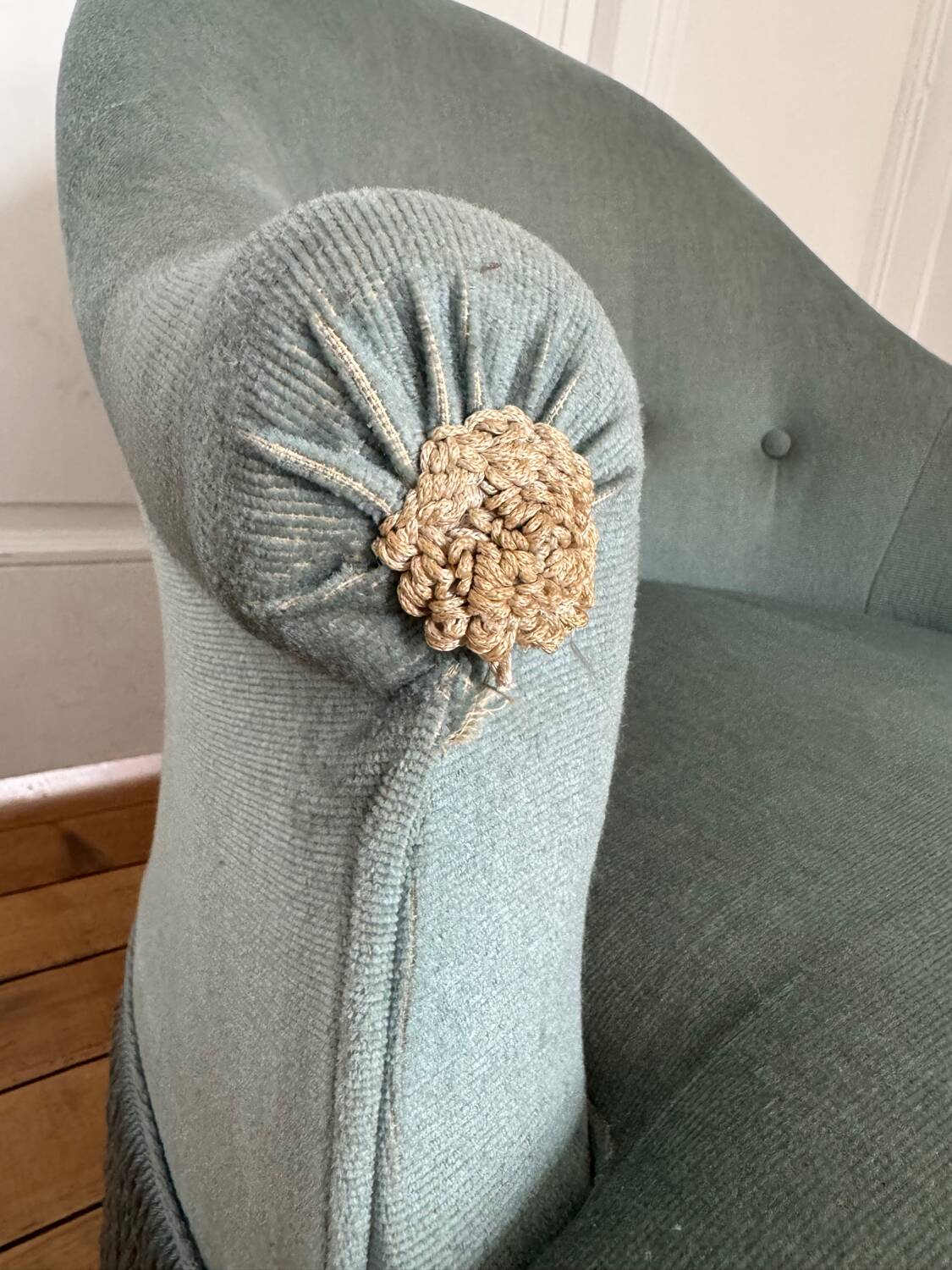 Vintage blue toad armchair