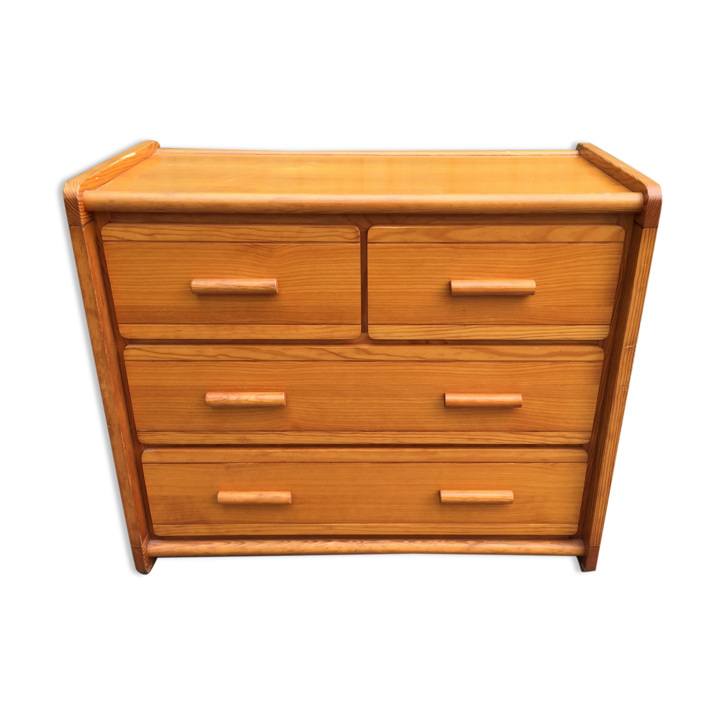Vintage Scandinavian chest of drawers with 4 drawers in solid pine