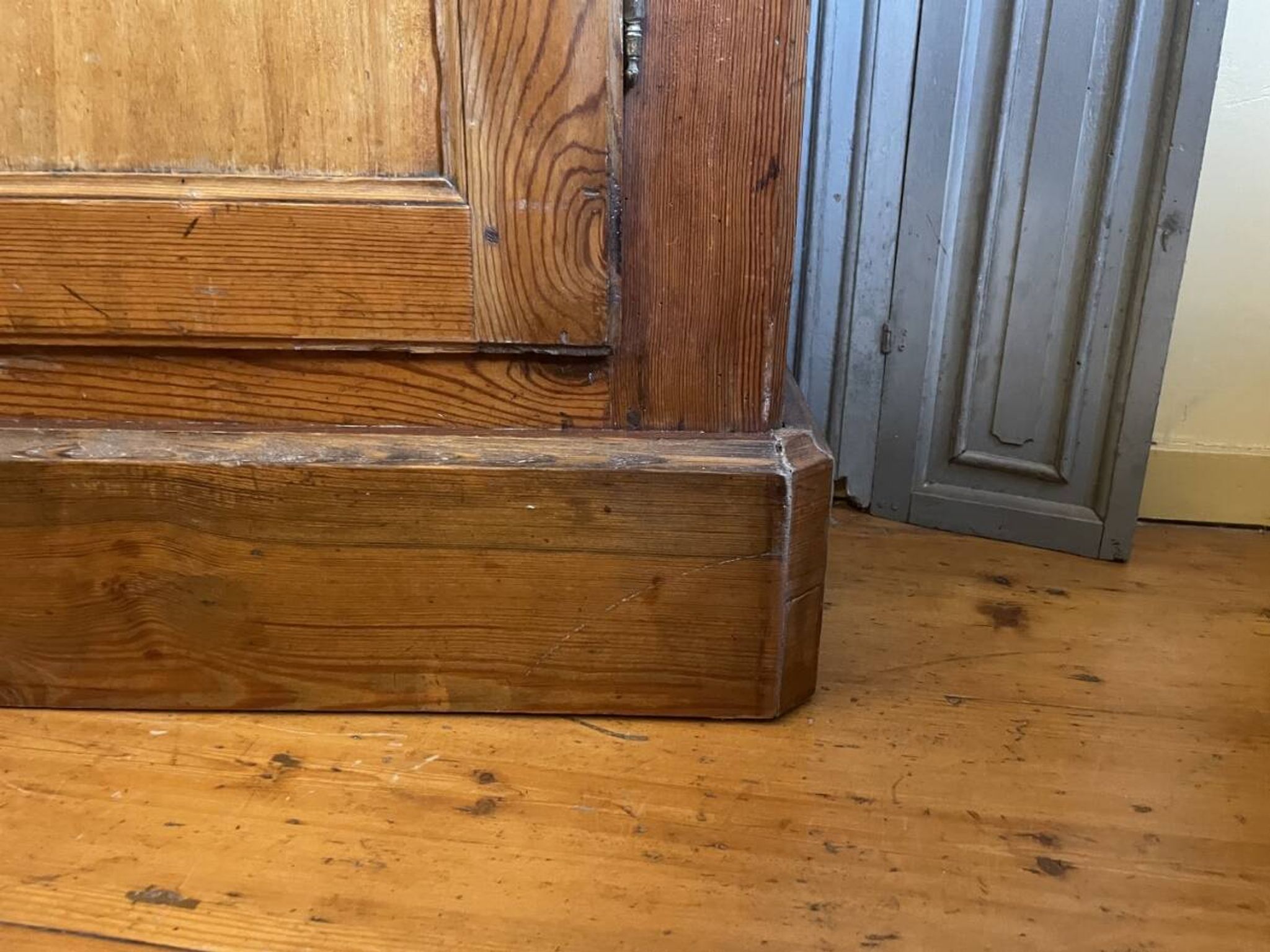 Wardrobe, kitchen cupboard, dresser, shelf.