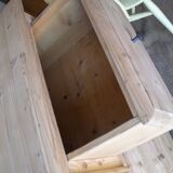 Solid wood chest of drawers