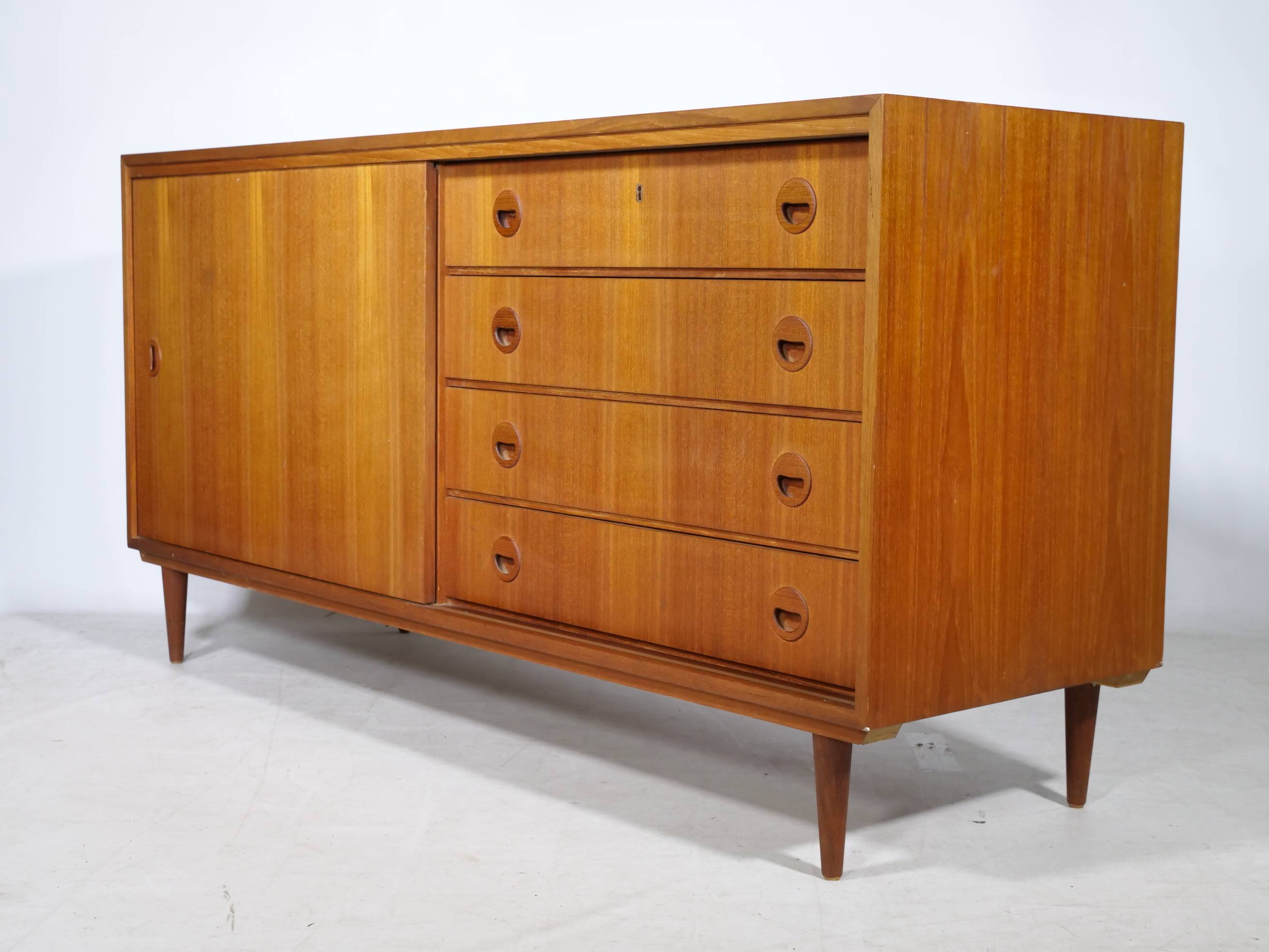 Buffet en teck des années 1960 par Musterring