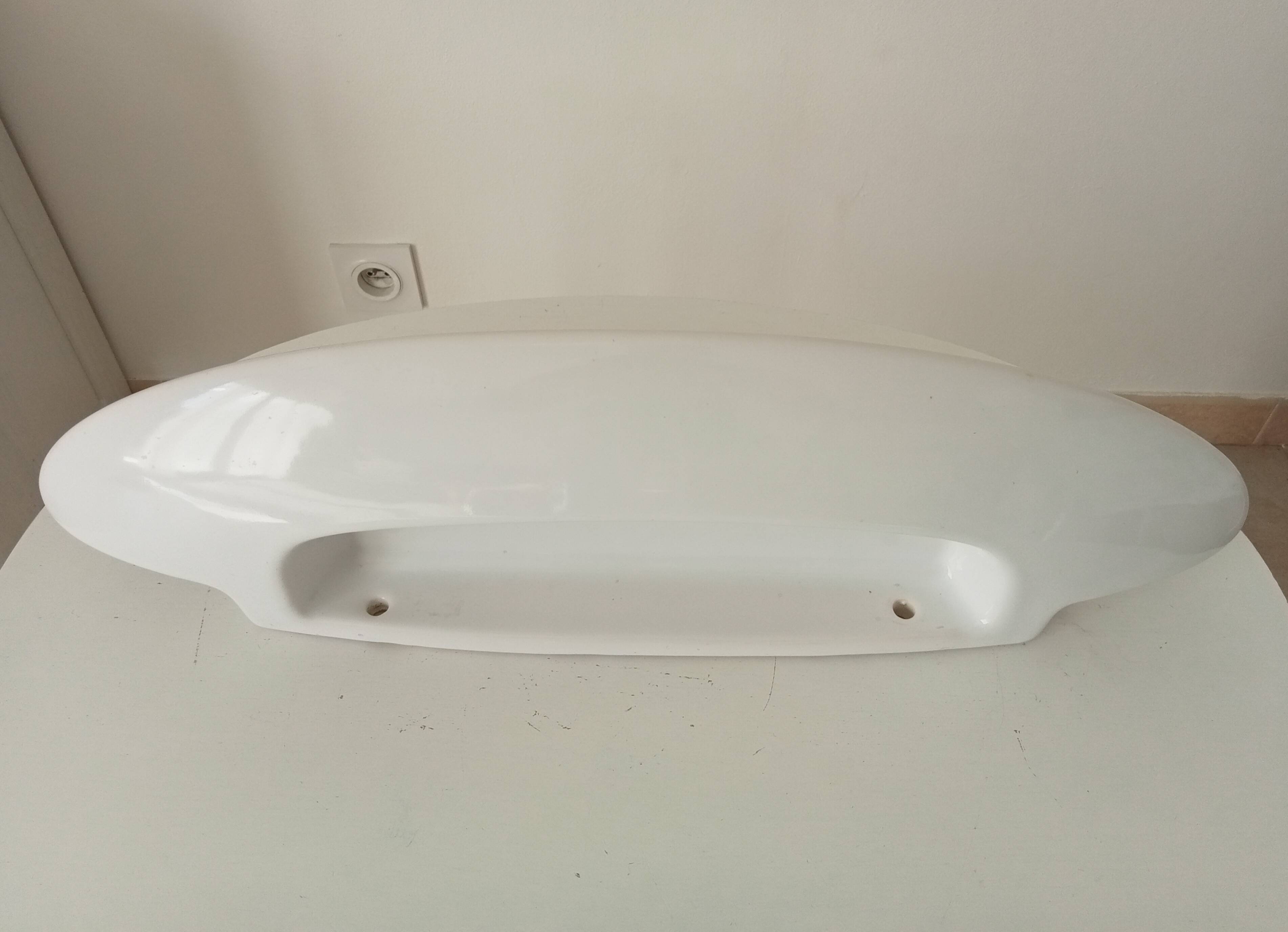 Vintage ceramic wall-mounted shelf