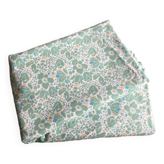 Vintage flat sheet 2 people cotton. Green floral motifs on a white background