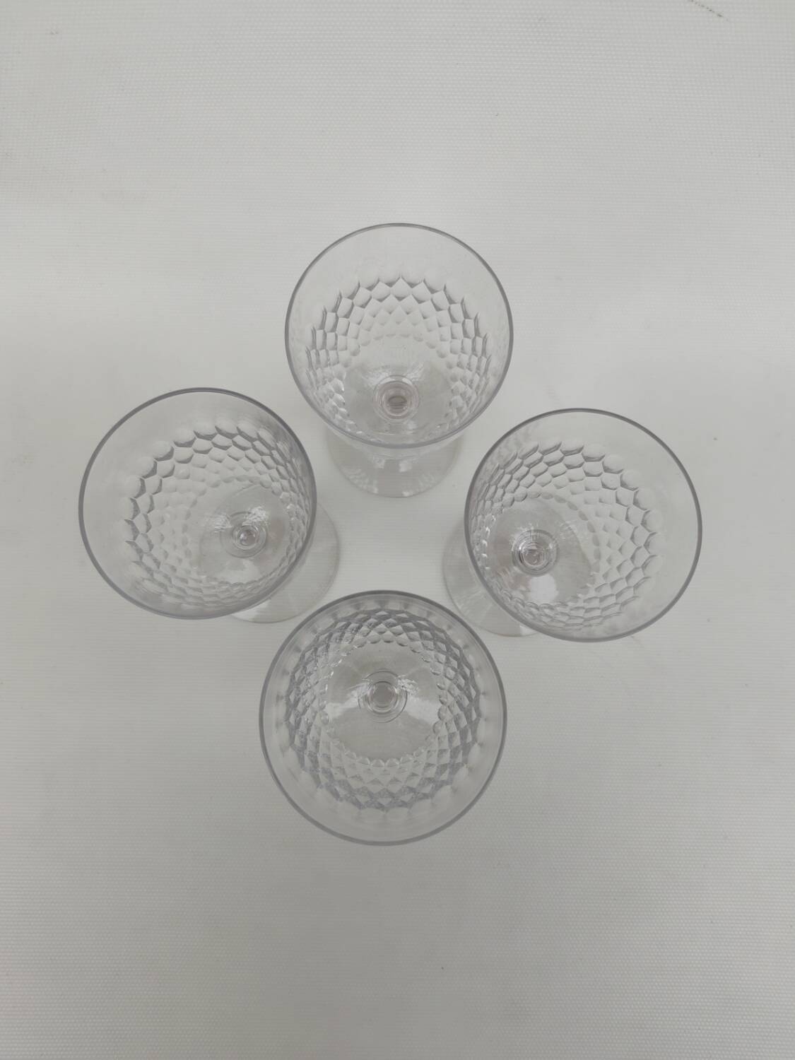 4 large crystal glasses by Baccarat, model Scales, from around 1920.