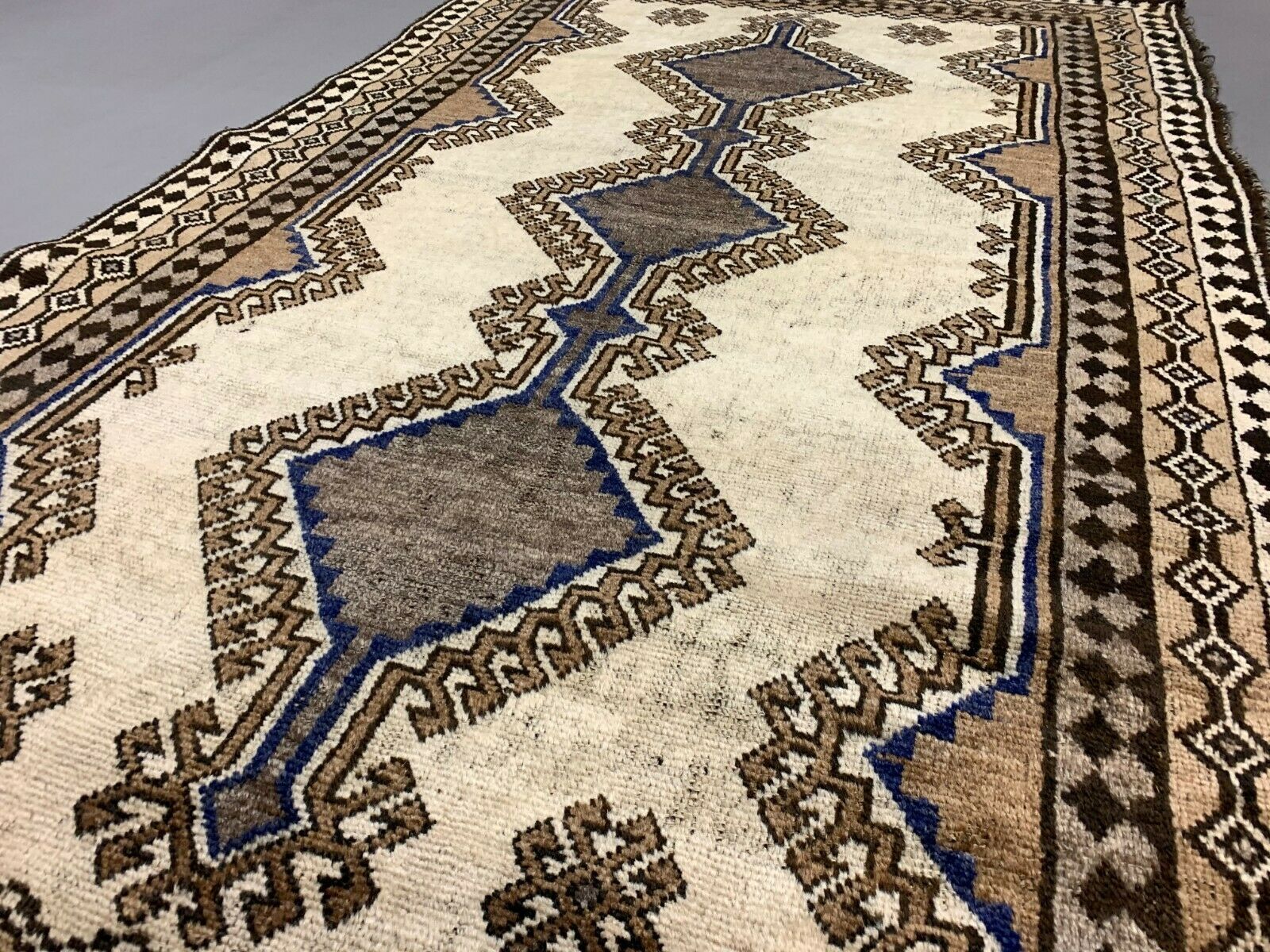 Tribal Luri Gabbeh Rug 215x131 cm