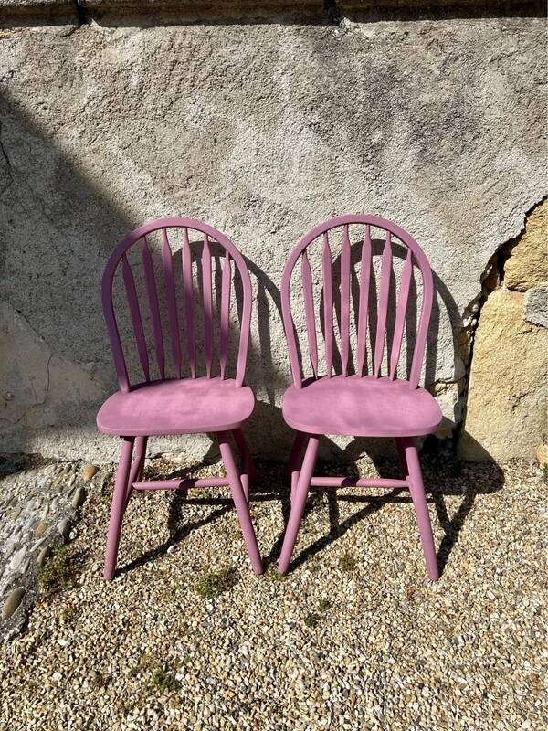 Pink slatted chairs