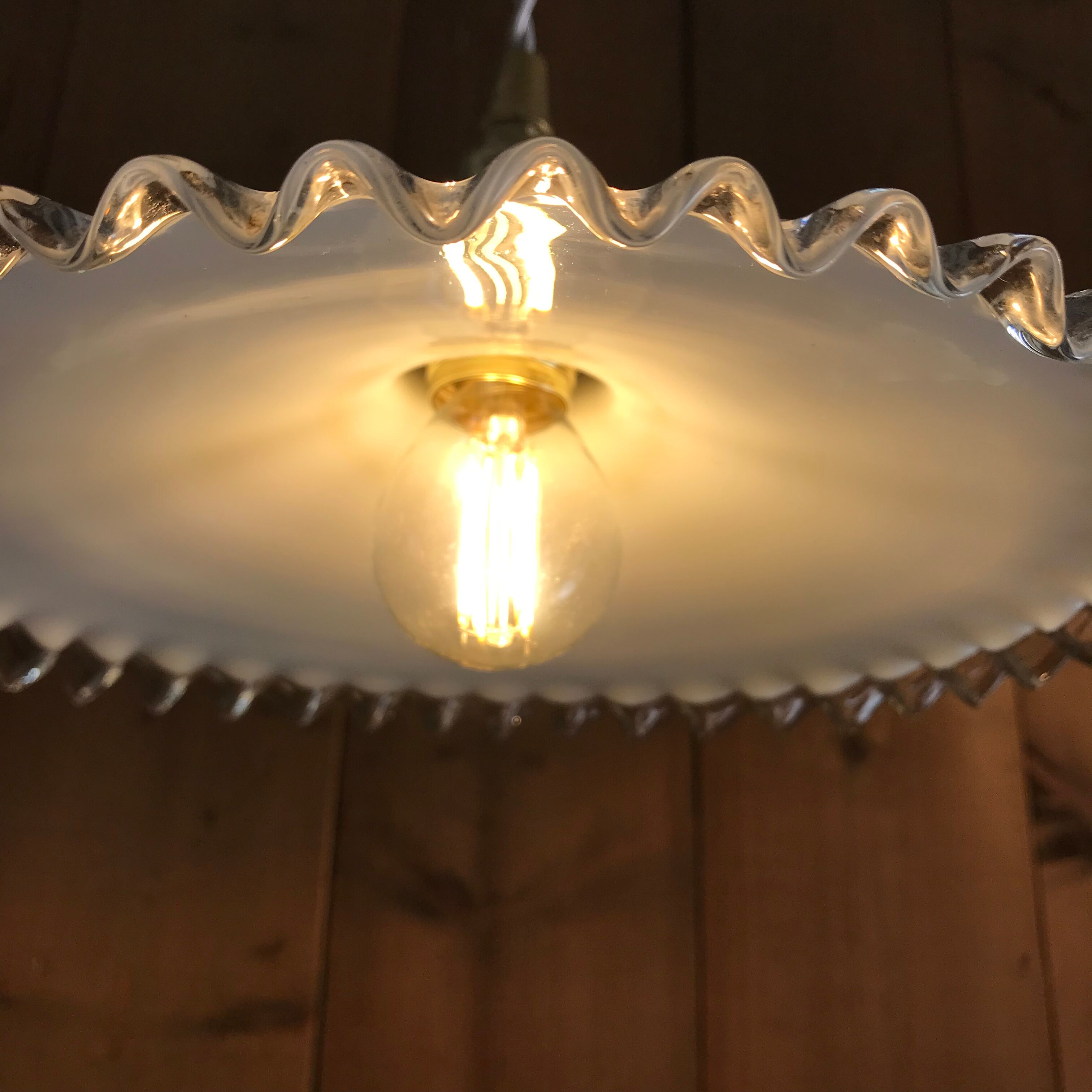 Suspension in translucent opaline vintage 1900