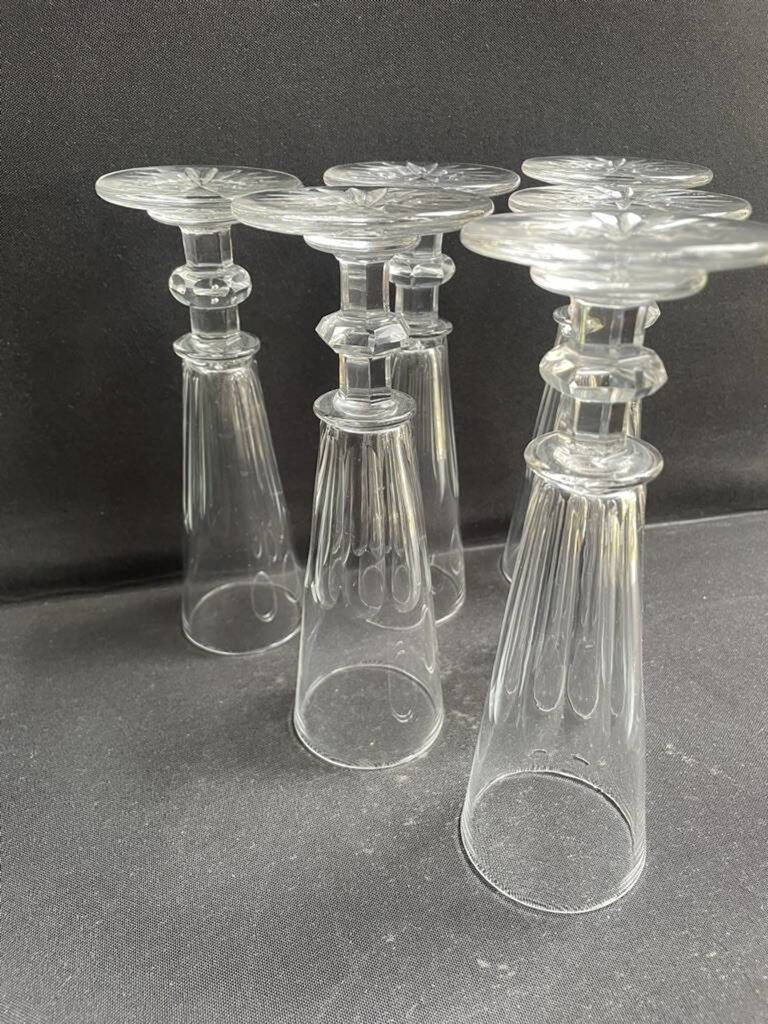 6 Baccarat/Saint Louis champagne flutes - Mid 19th century