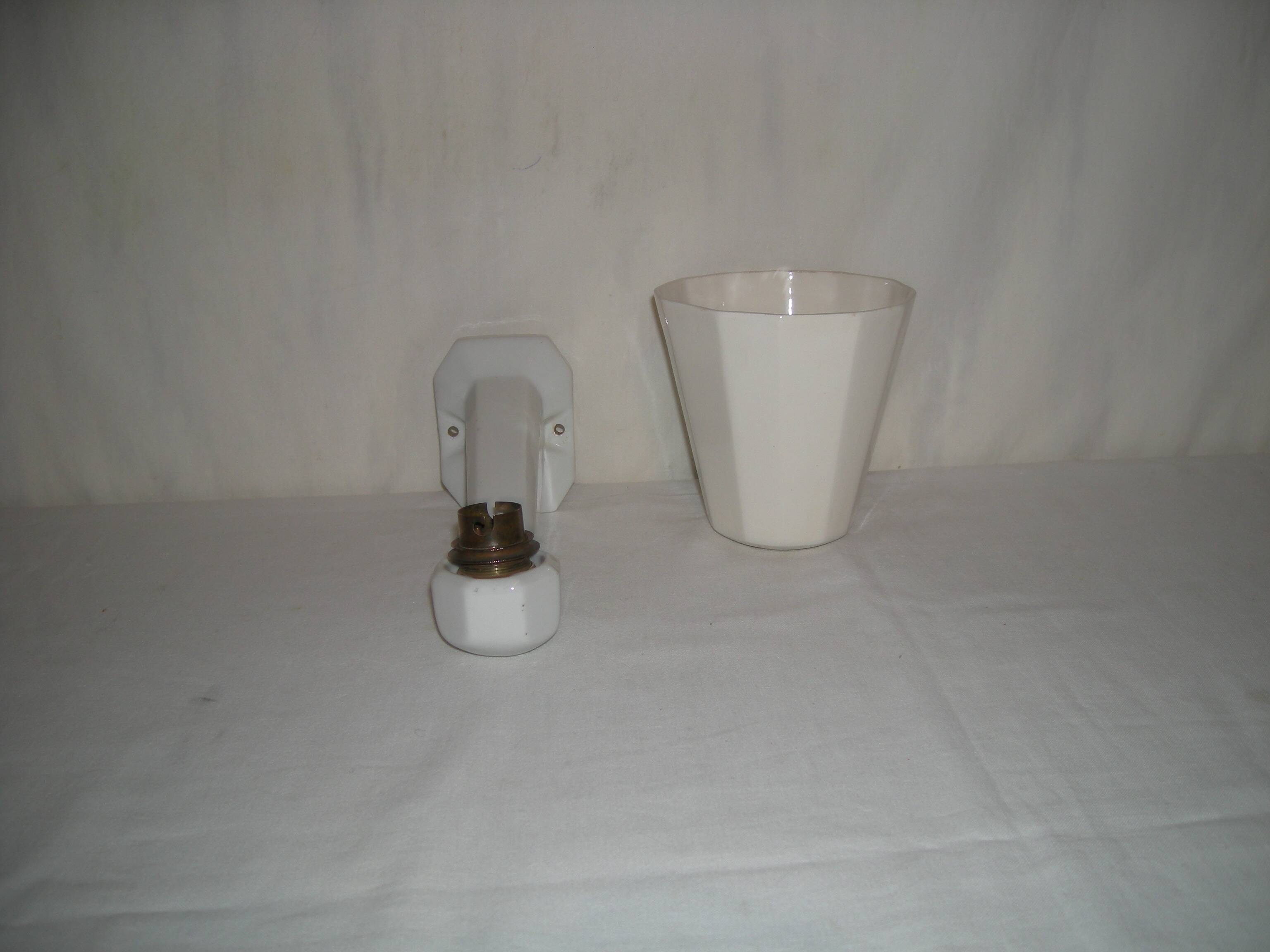 Porcelain wall light from the 20s - 30s